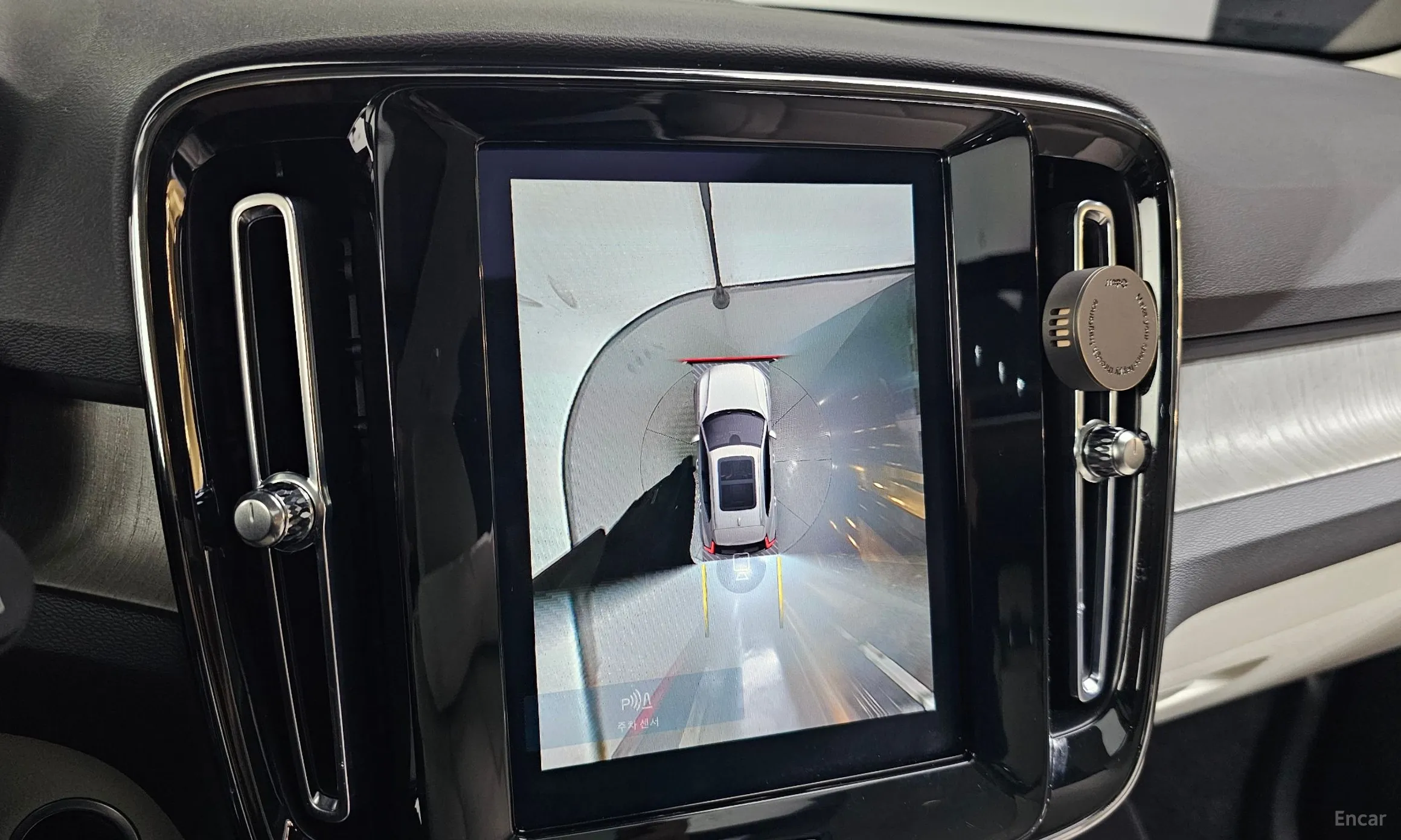Volvo XC40 превью 14
