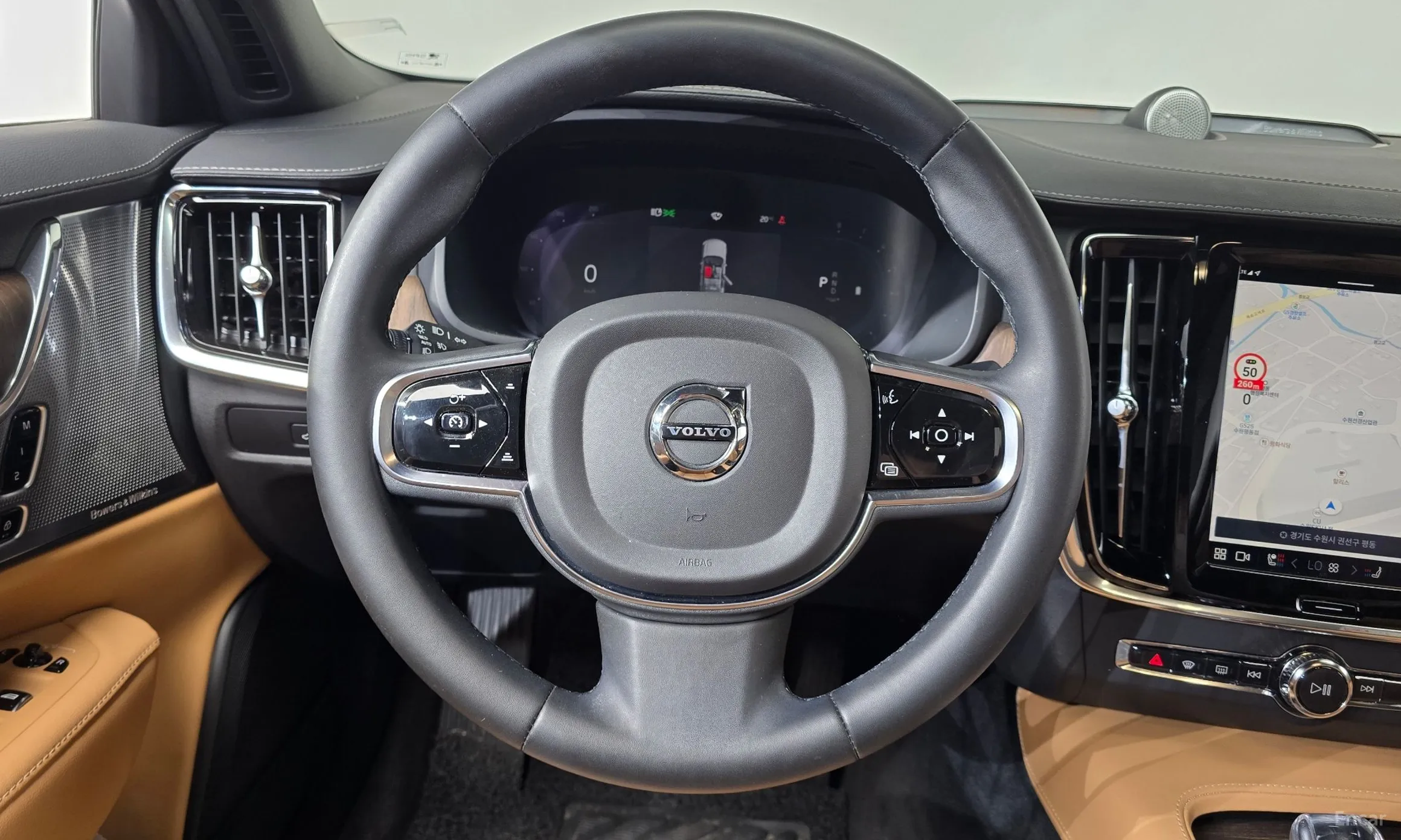 Volvo S90 превью 12