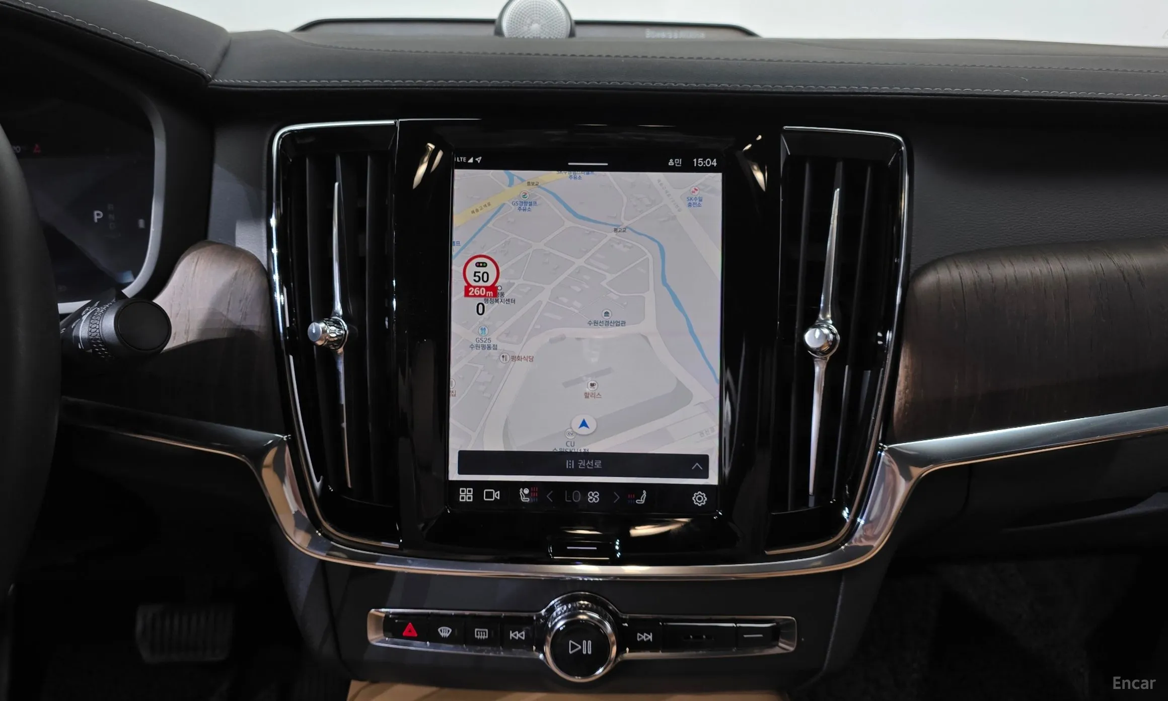 Volvo S90 превью 13