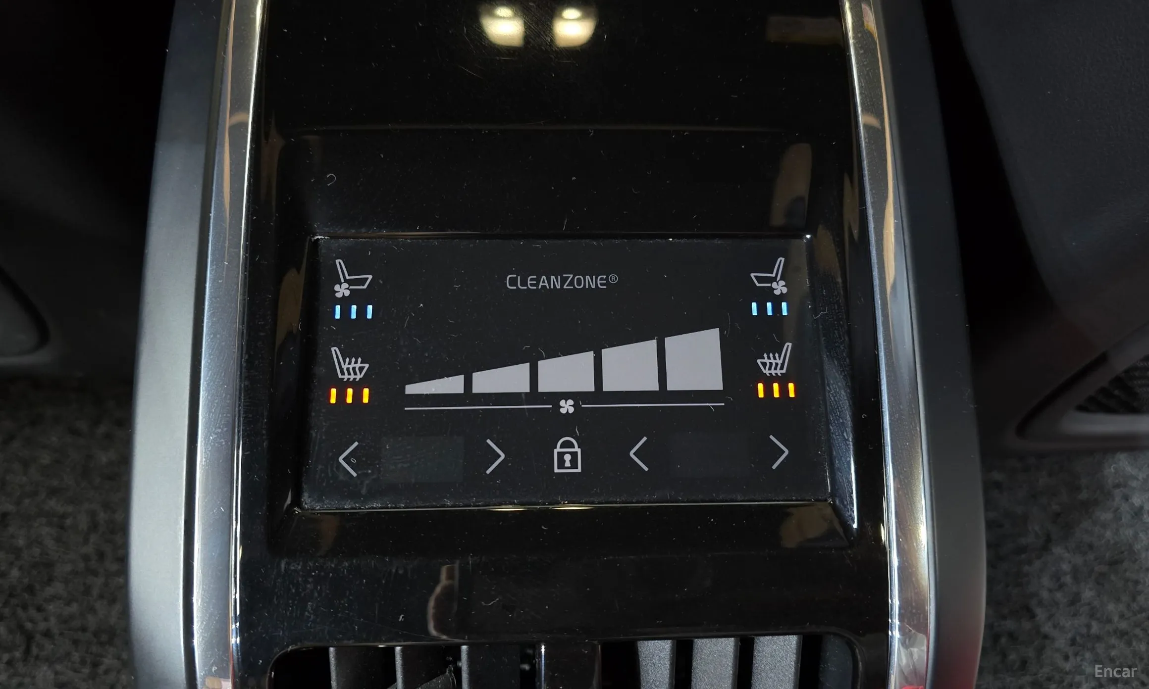 Volvo S90 превью 18