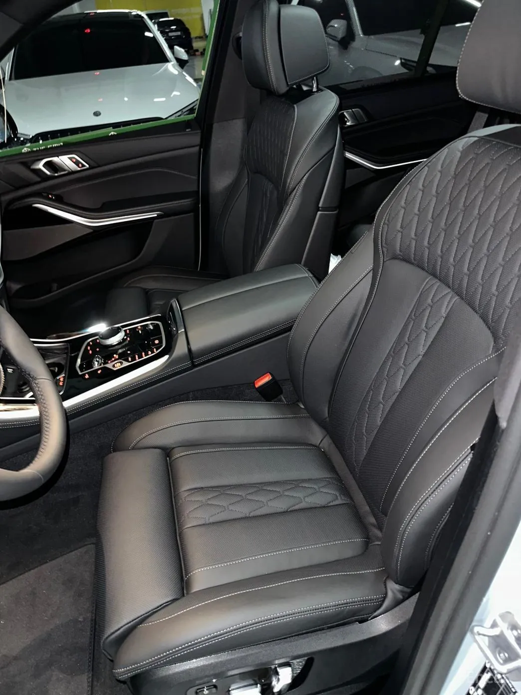 BMW X5 (G05) превью 10