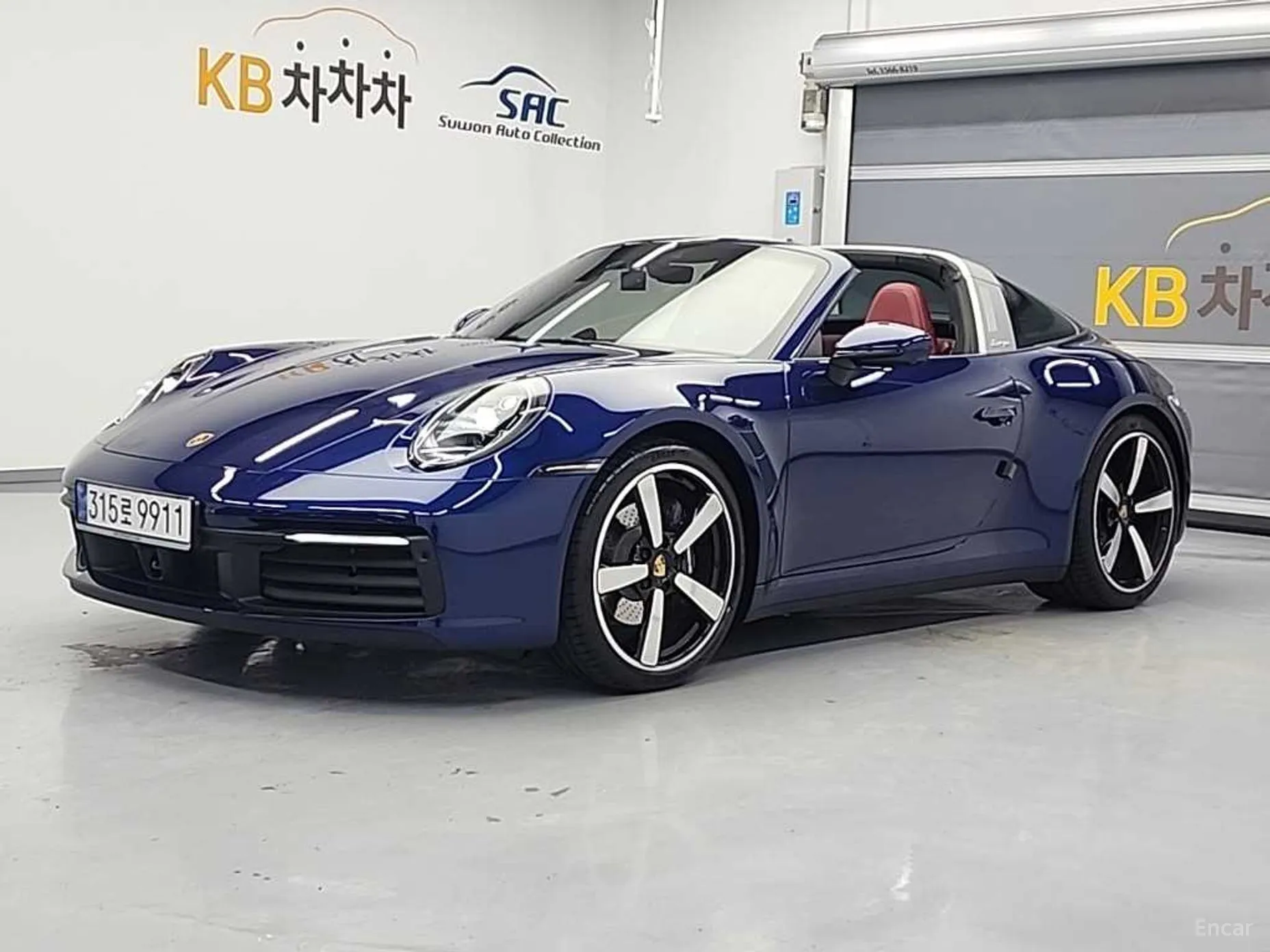 Porsche 911 (992) превью 5