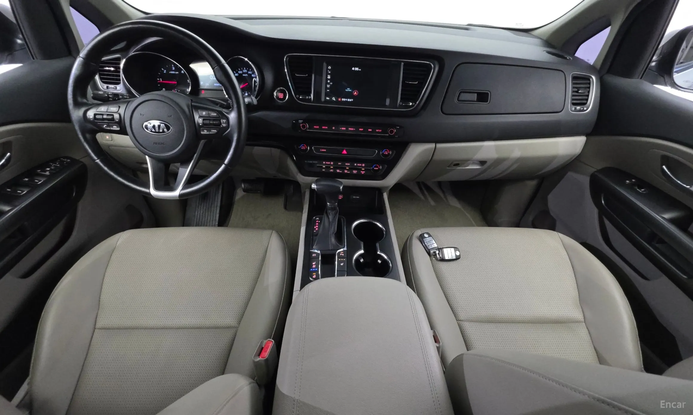 Kia Carnival превью 7