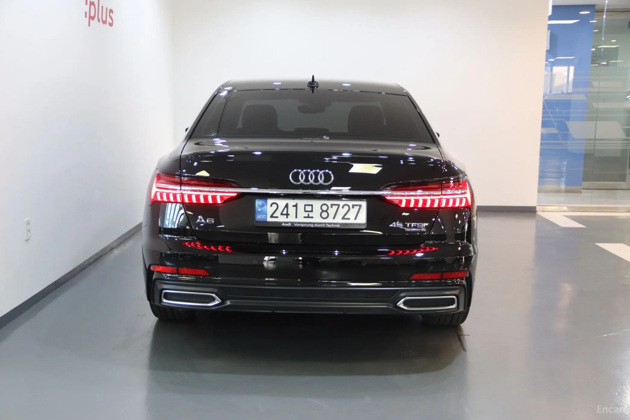 Audi A6 (C8) превью 4