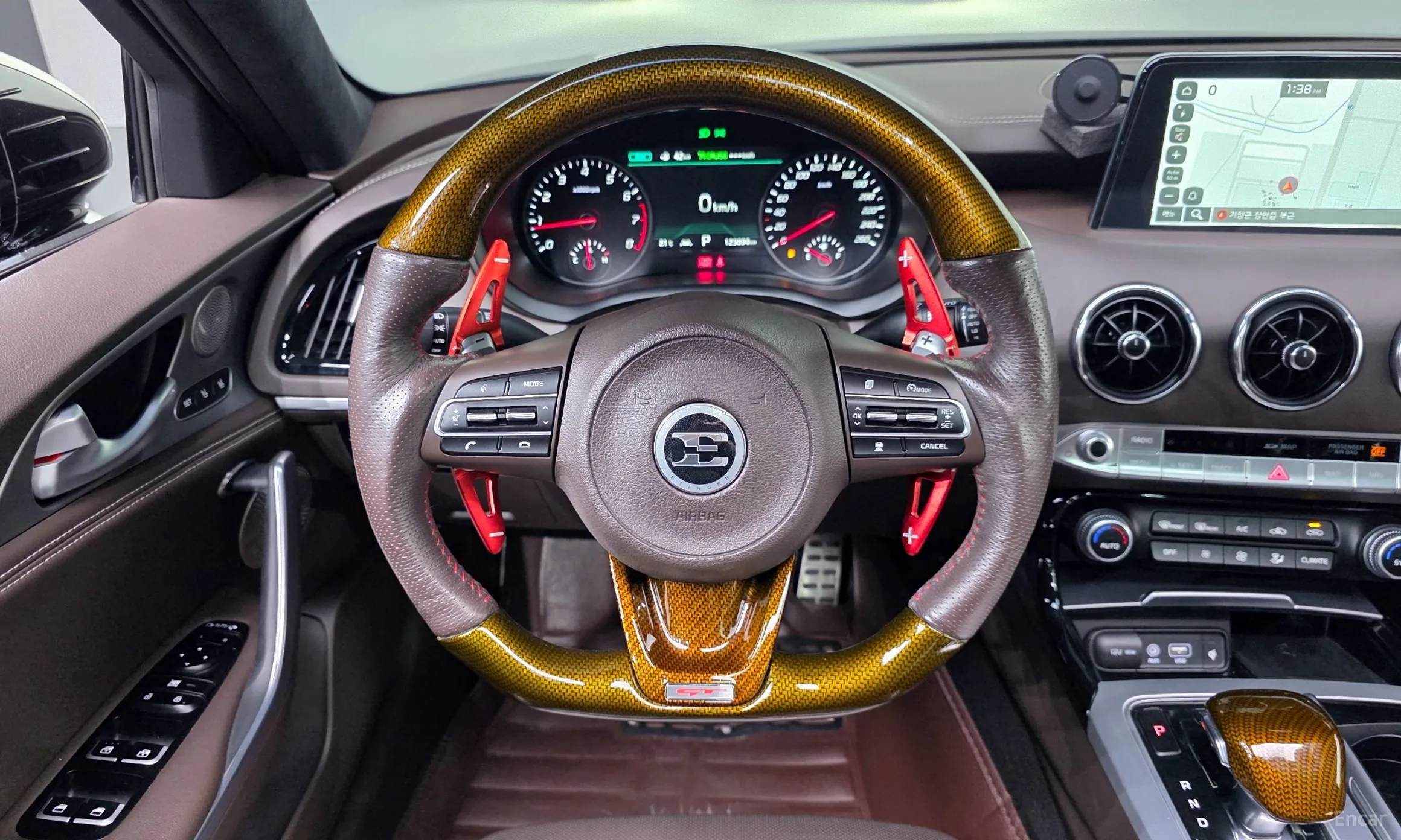 Kia Stinger превью 13