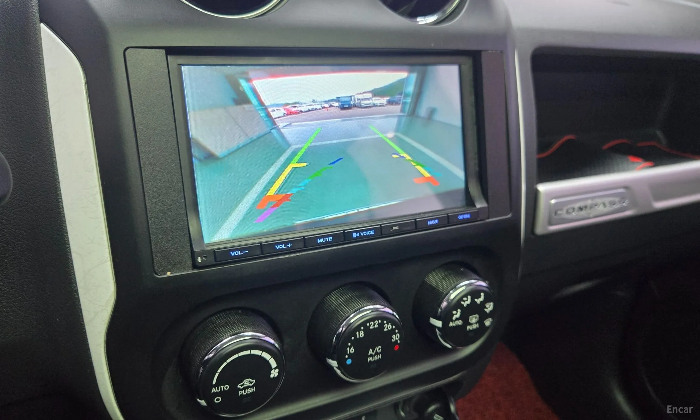 Jeep Compass превью 17