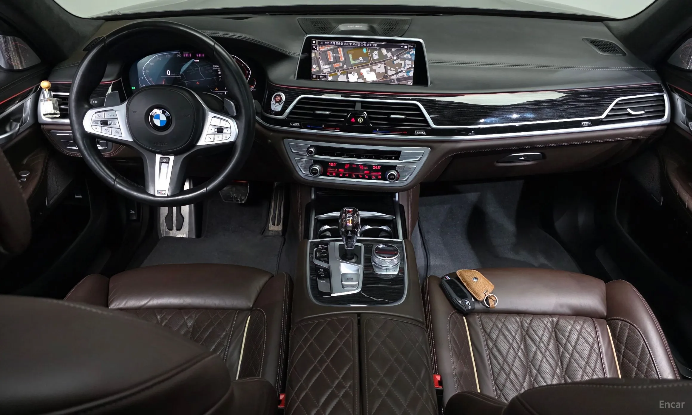 BMW 7 Series (G11) превью 7
