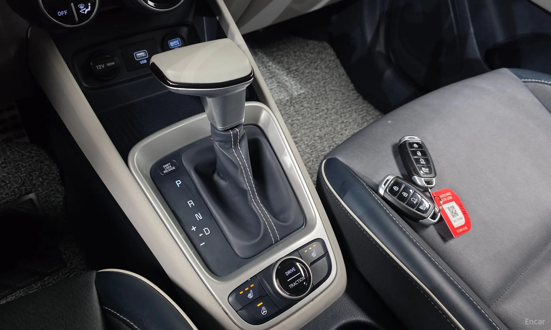 Hyundai Venue превью 9