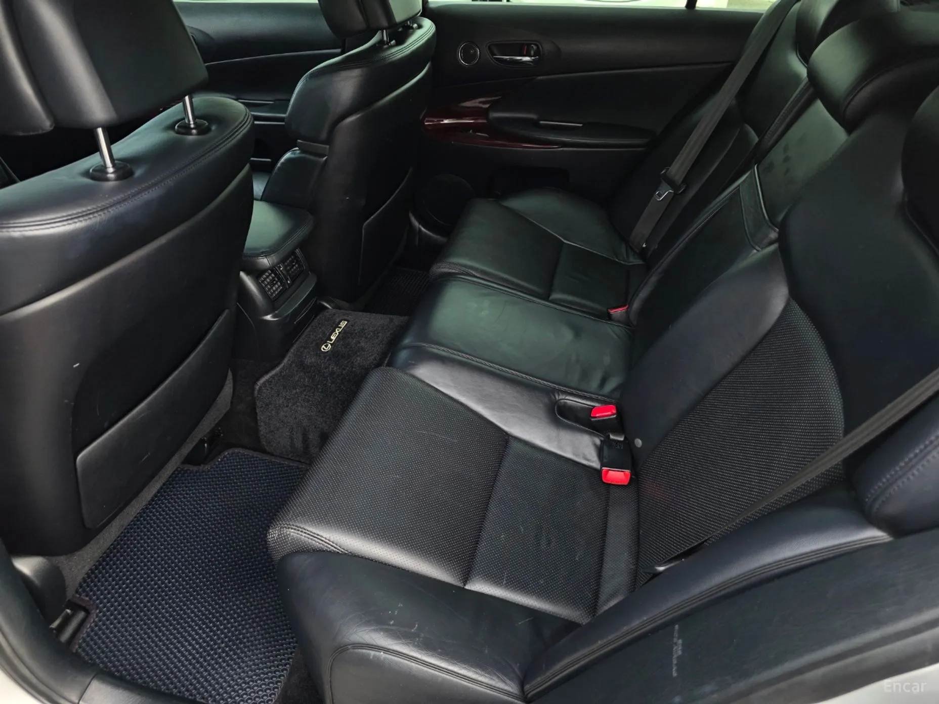 Lexus GS300 превью 11