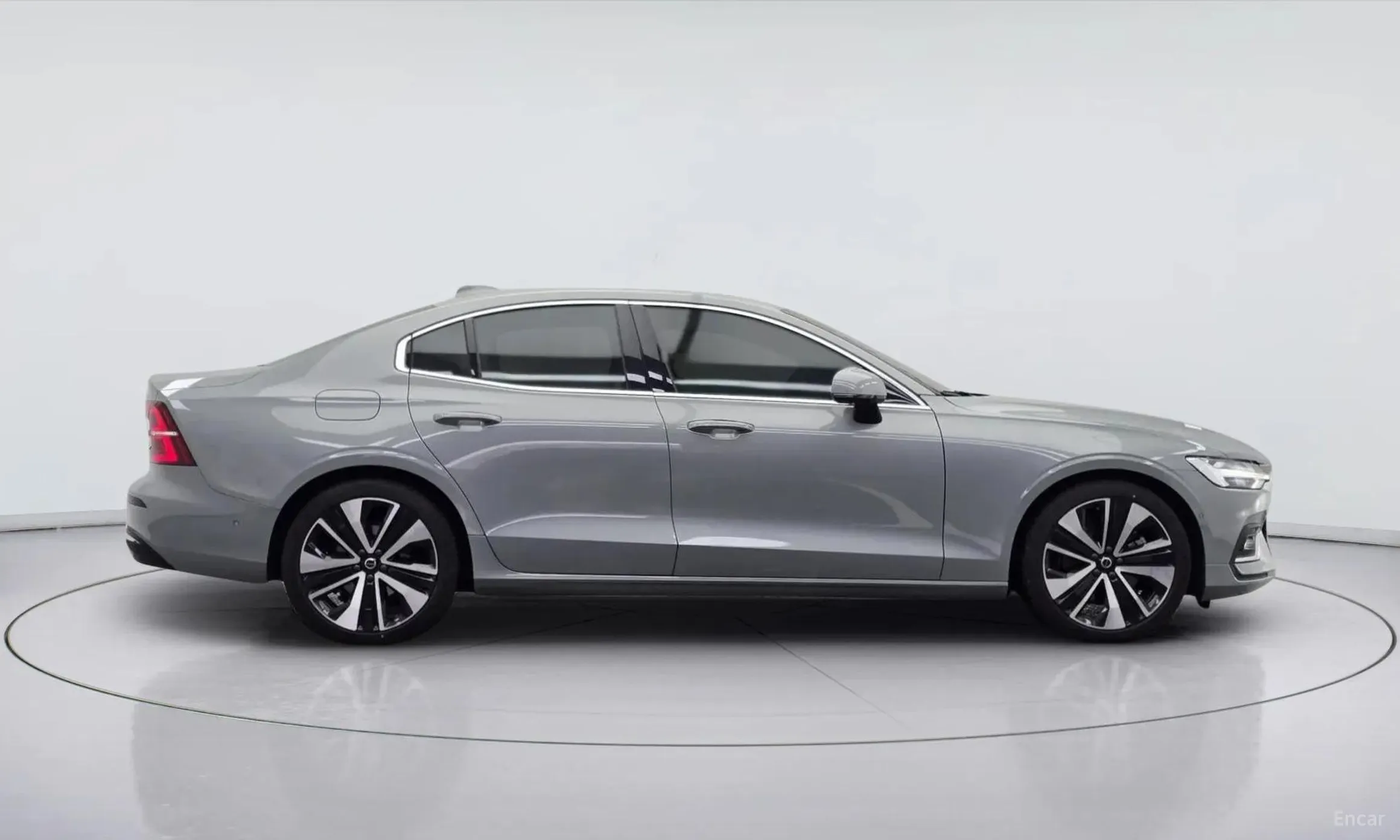 Volvo S60 3rd Generation превью 3