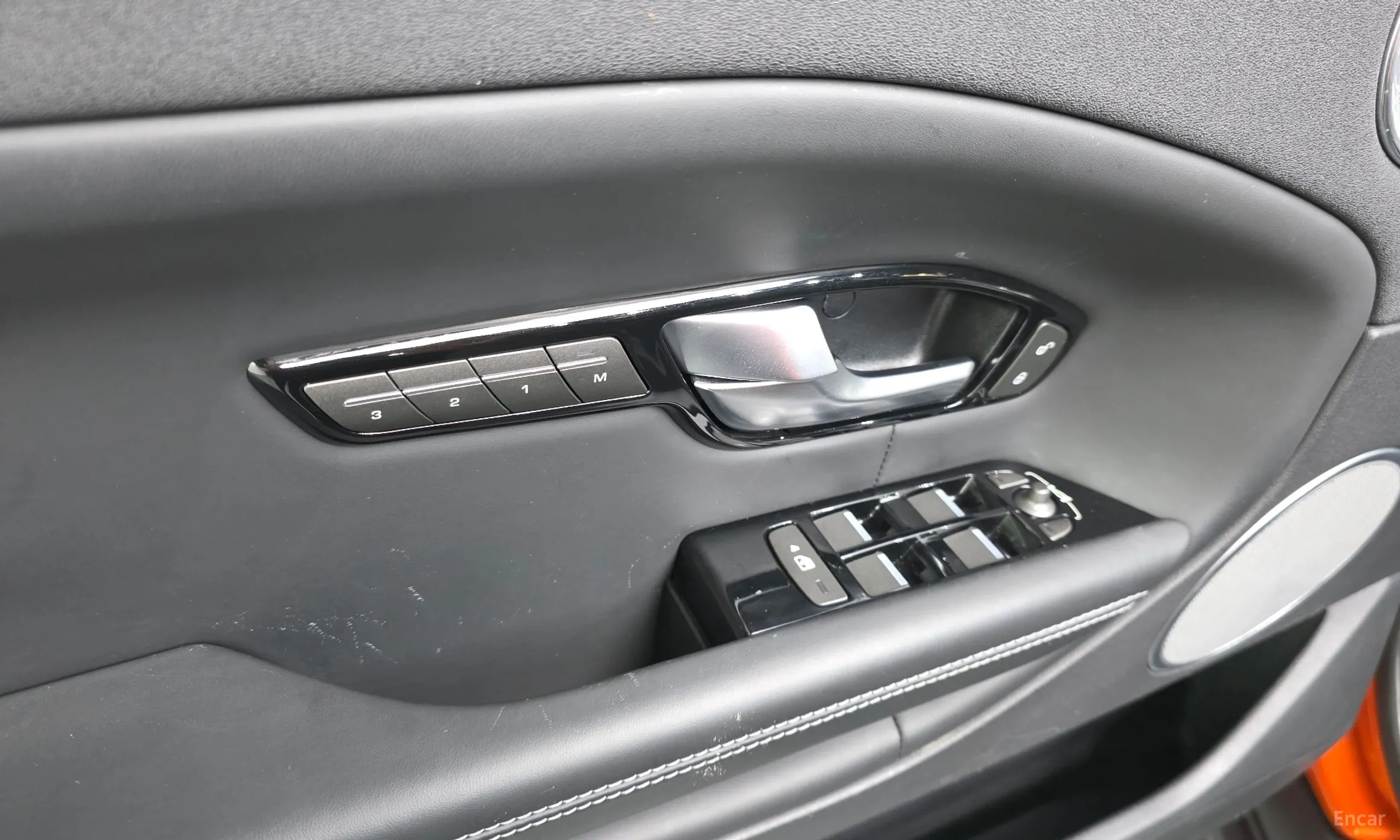 Land Rover Range Rover Evoque превью 18