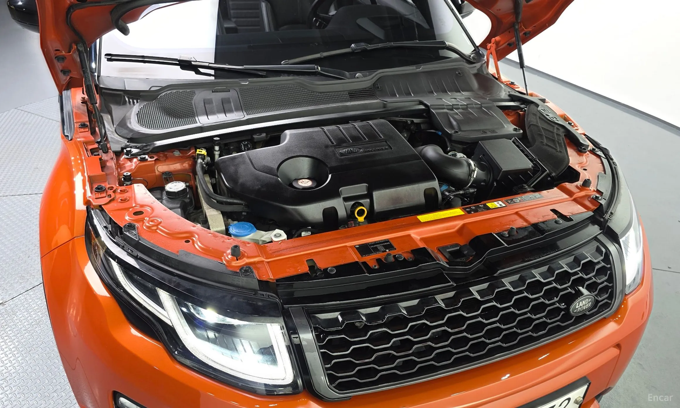 Land Rover Range Rover Evoque превью 6