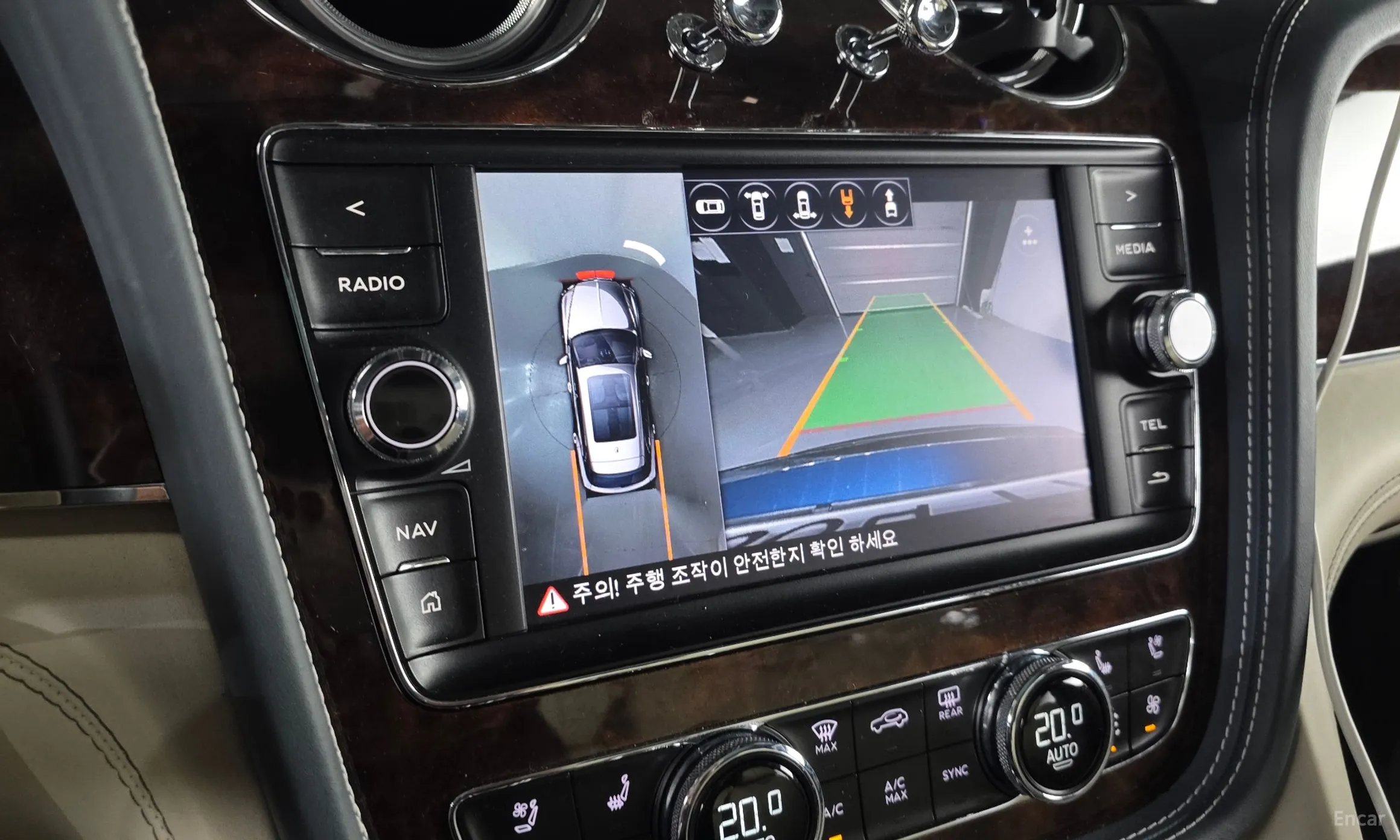 Bentley Bentayga превью 15
