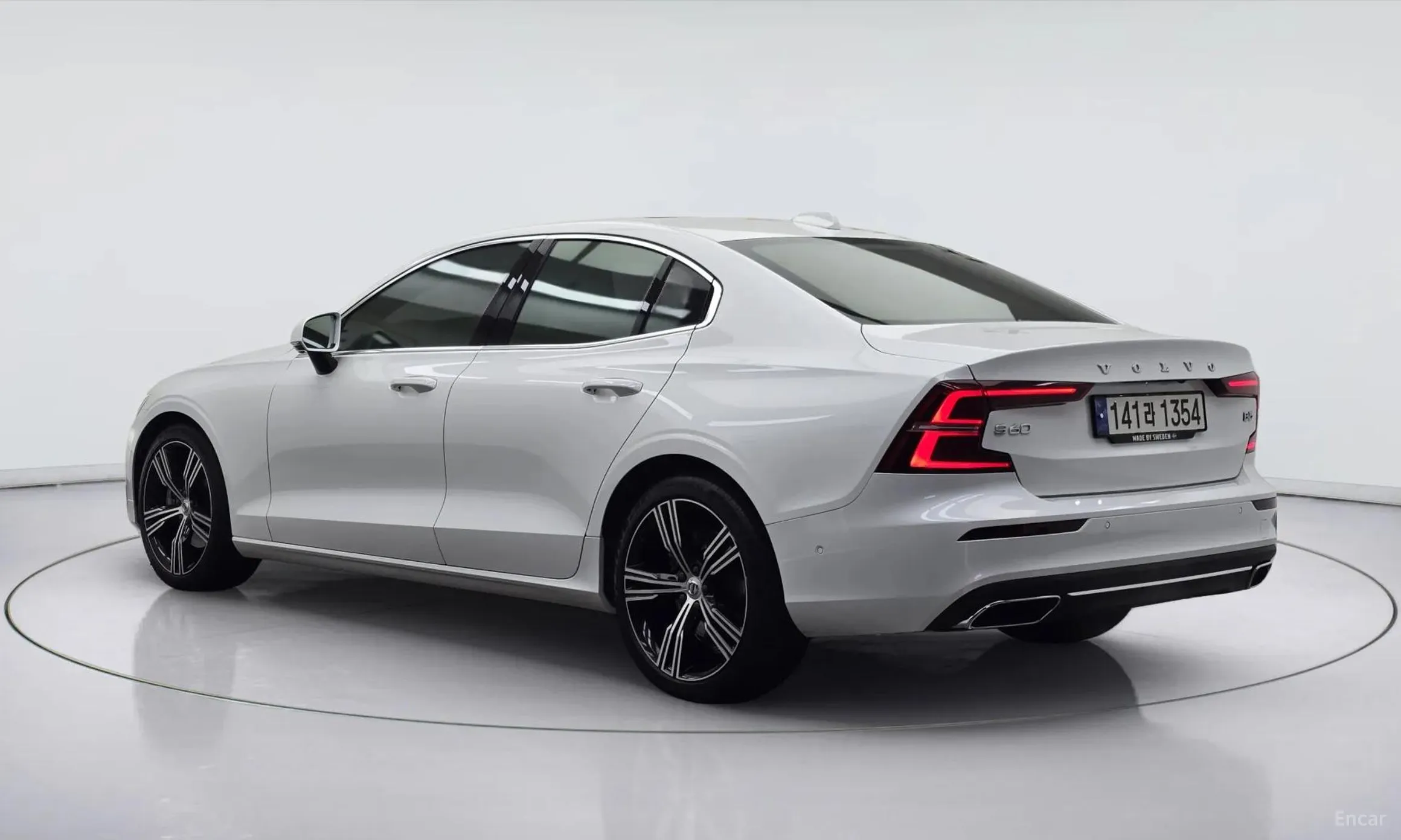 Volvo S60 3rd Generation превью 4
