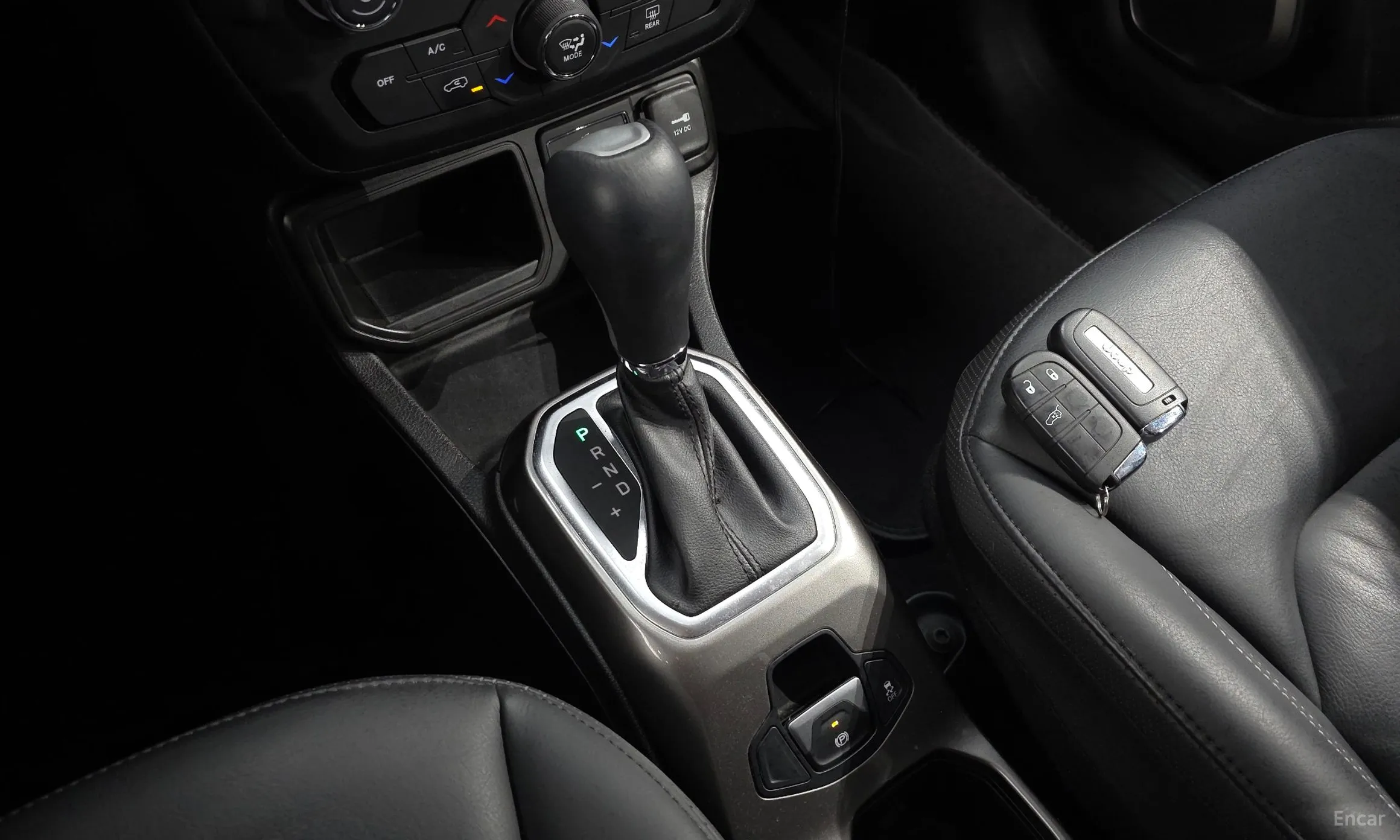 Jeep Renegade превью 9
