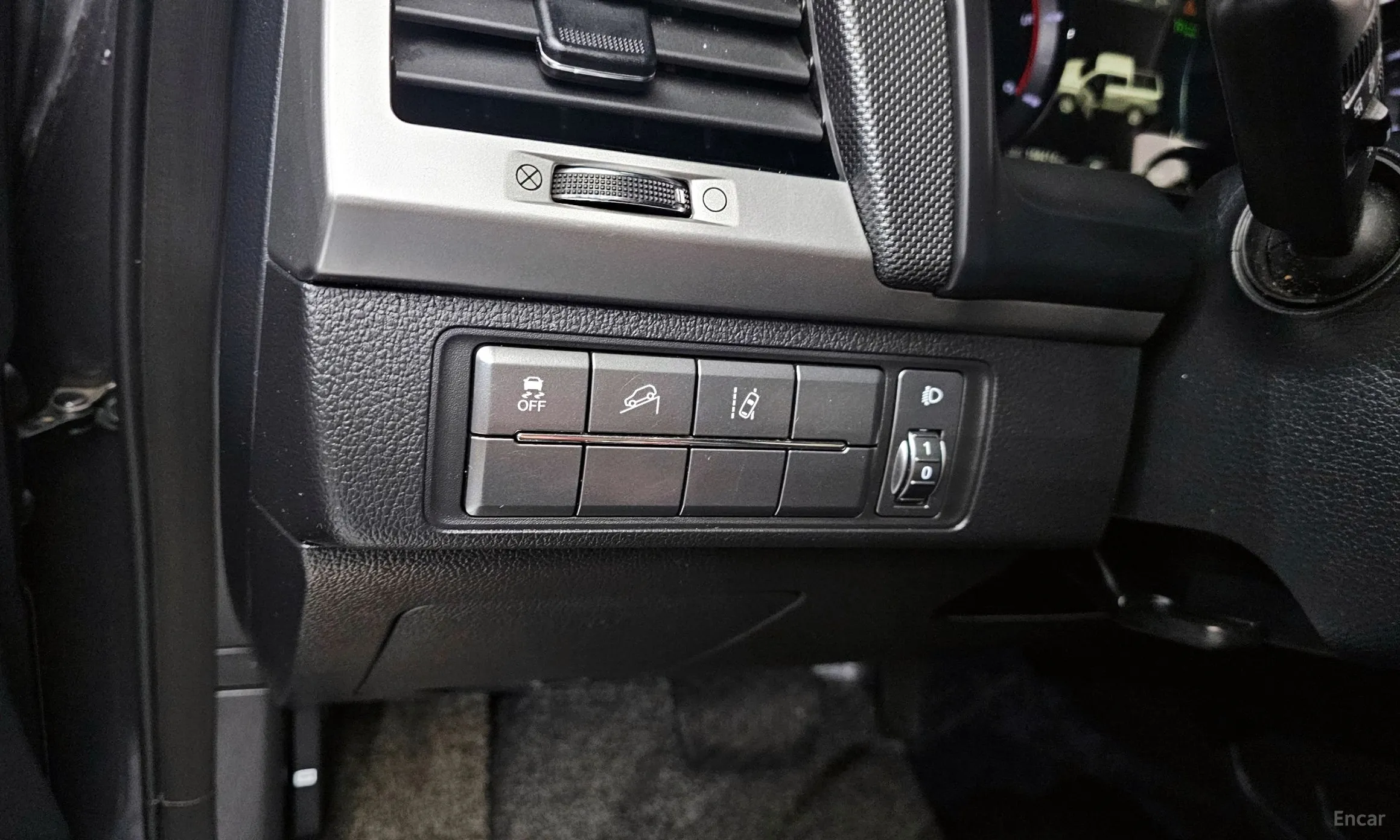 KG Mobility (SsangYong) Rexton Sports Khan превью 17