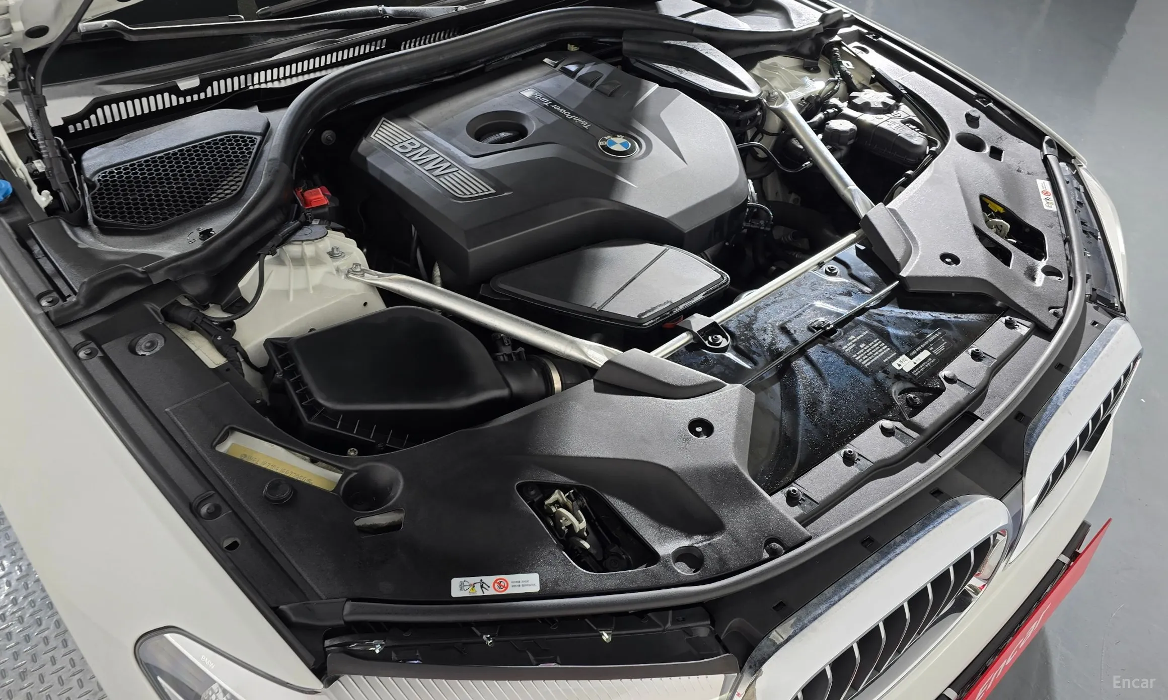 BMW 5 Series (G30) превью 6