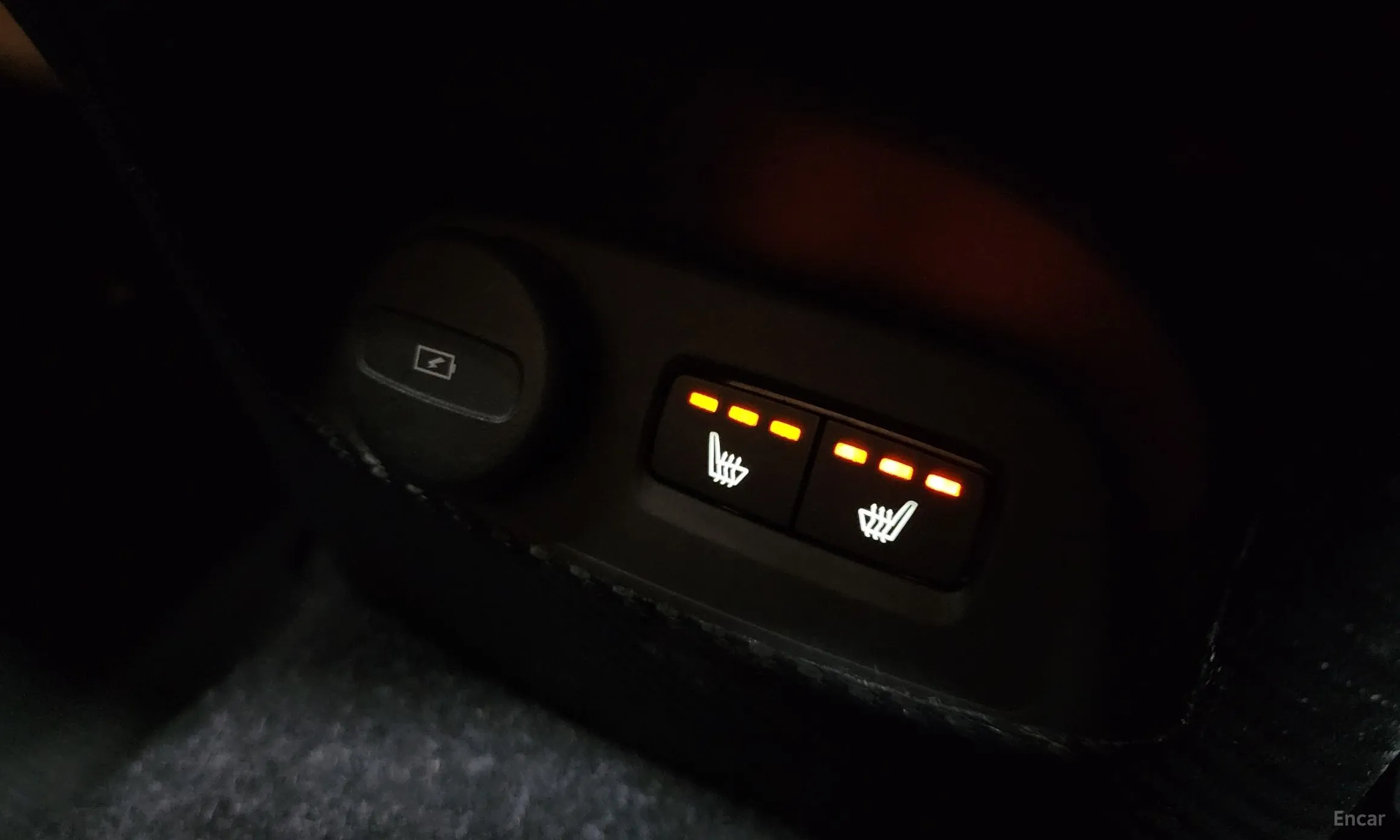 Volvo XC40 превью 19