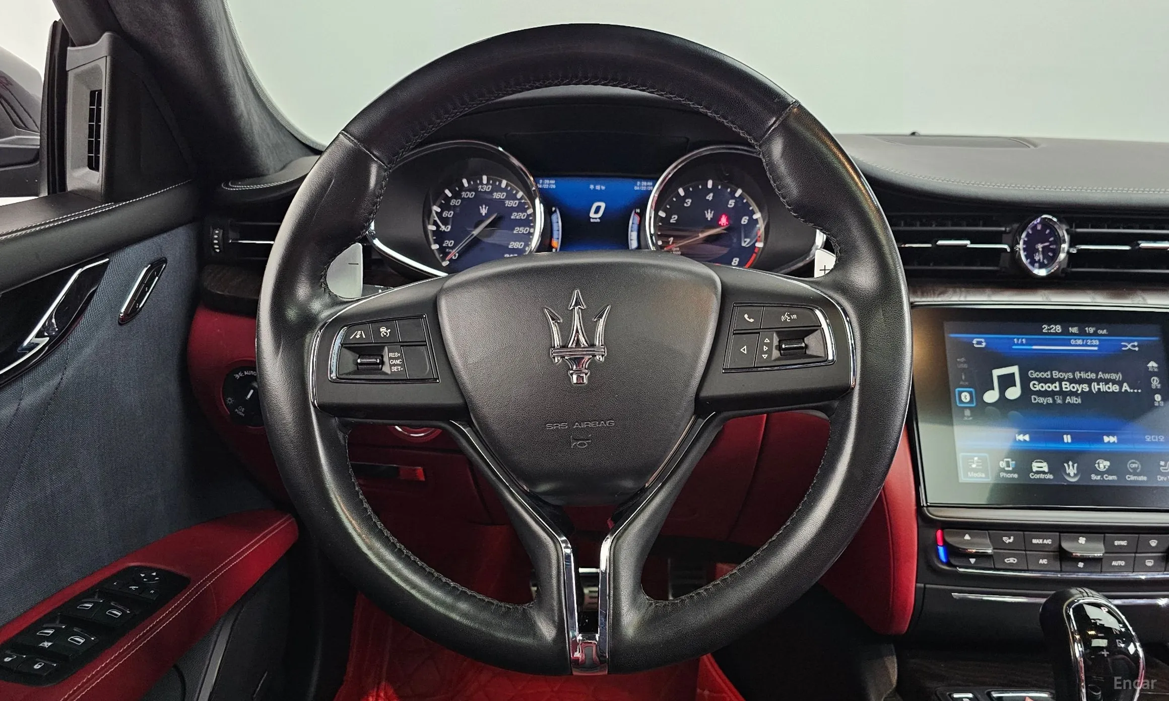 Maserati Quattroporte превью 12