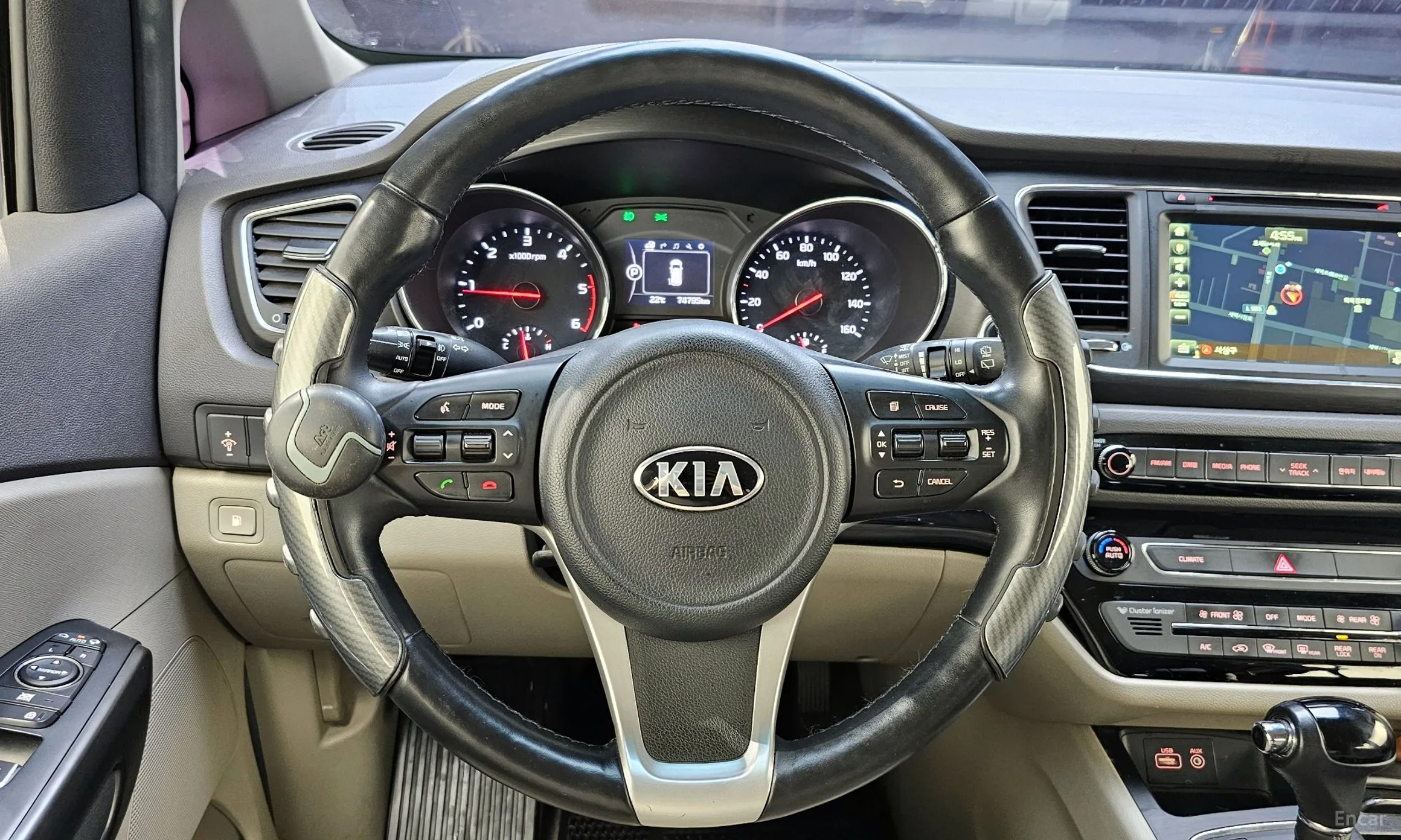 Kia Carnival превью 14