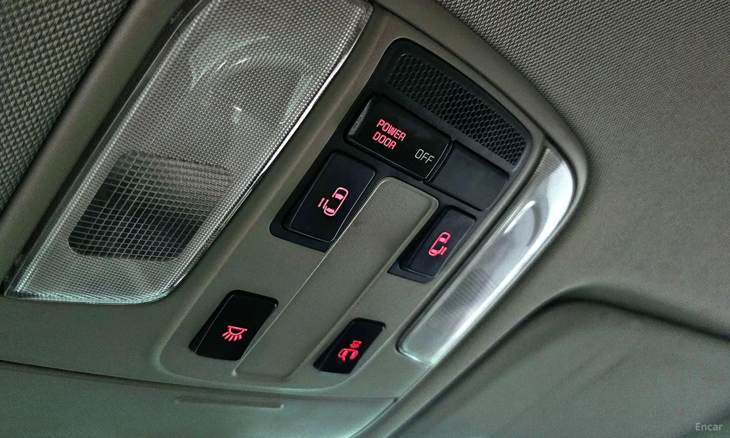 Kia Carnival превью 17