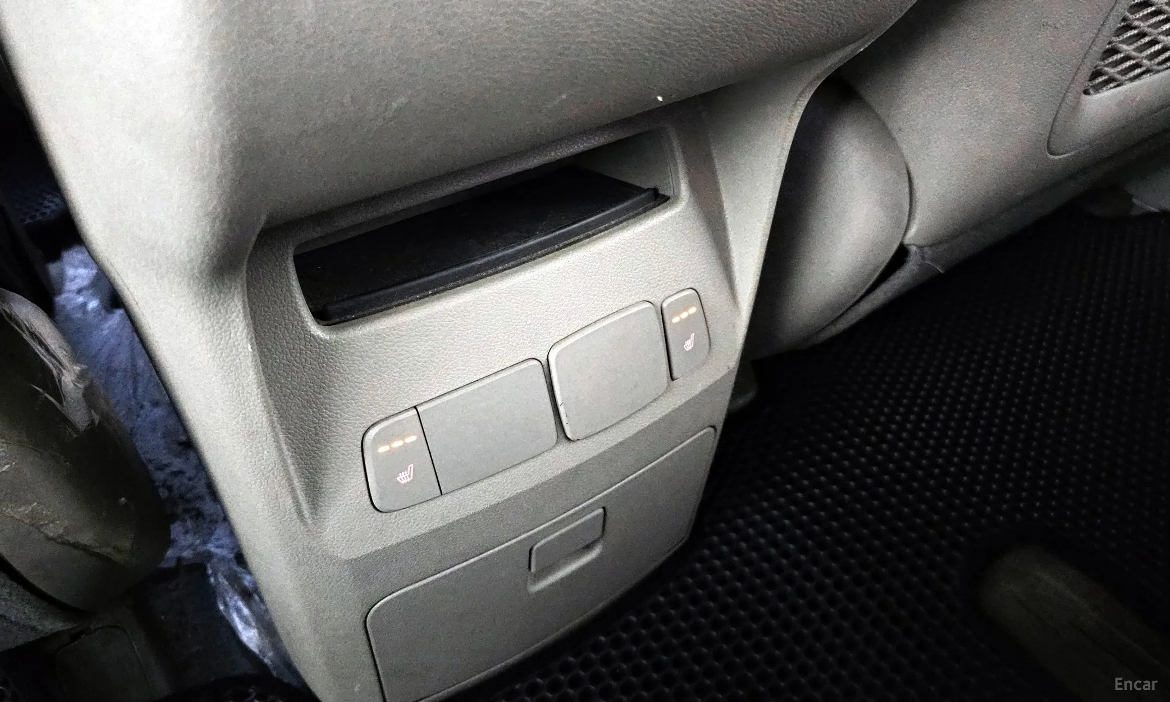 Kia Carnival превью 19