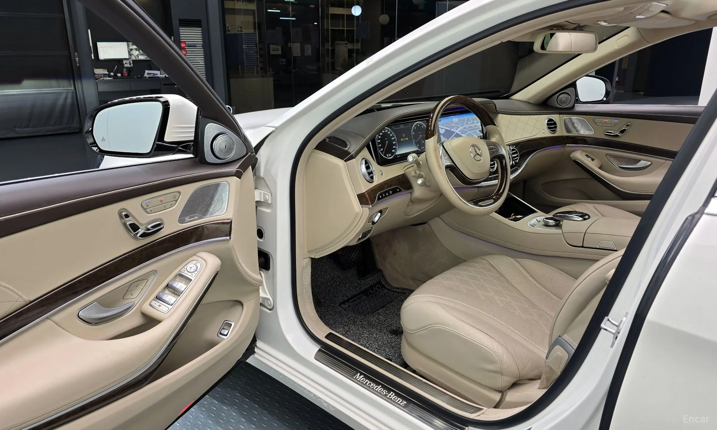 Mercedes Benz S-Class W222 превью 10
