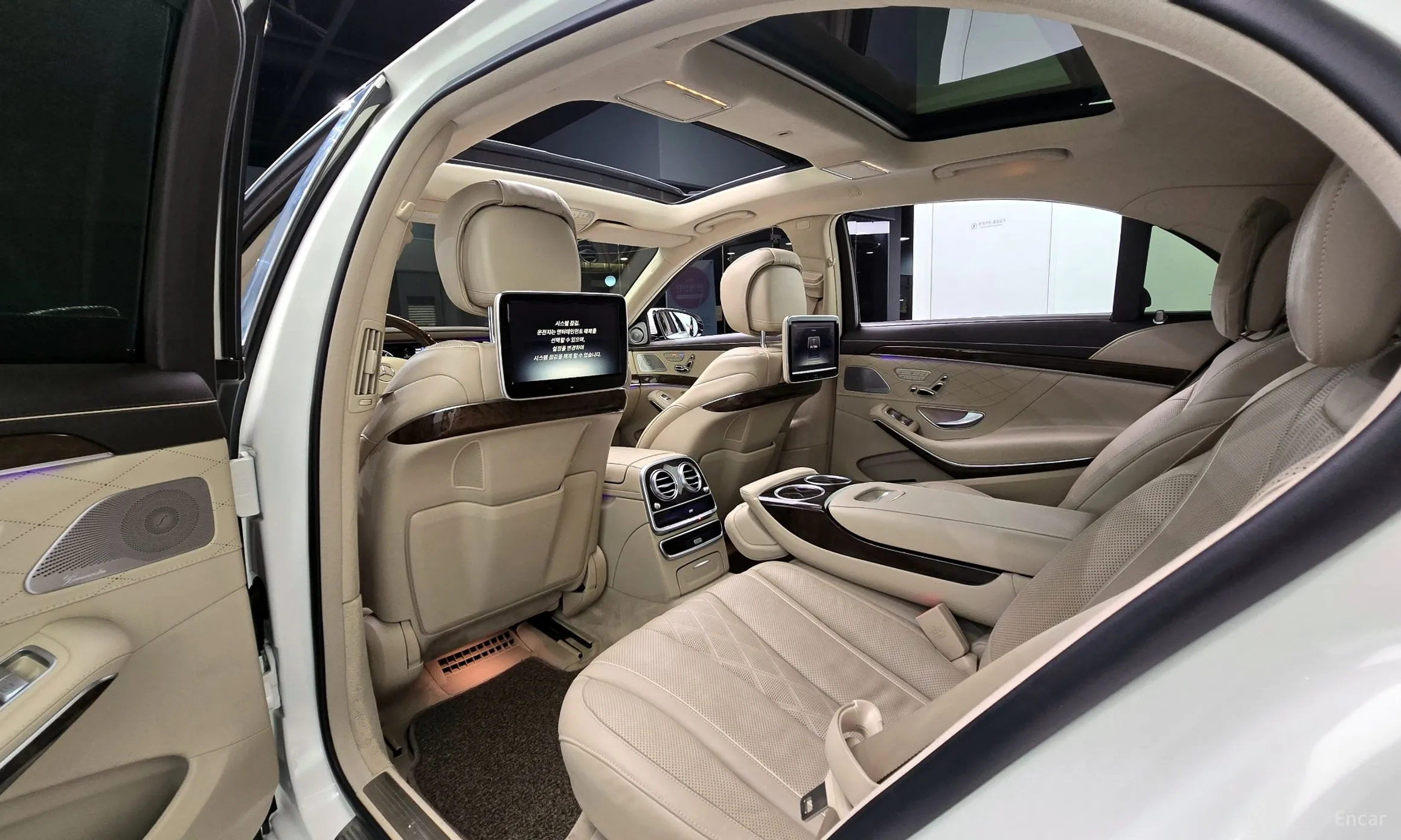 Mercedes Benz S-Class W222 превью 11