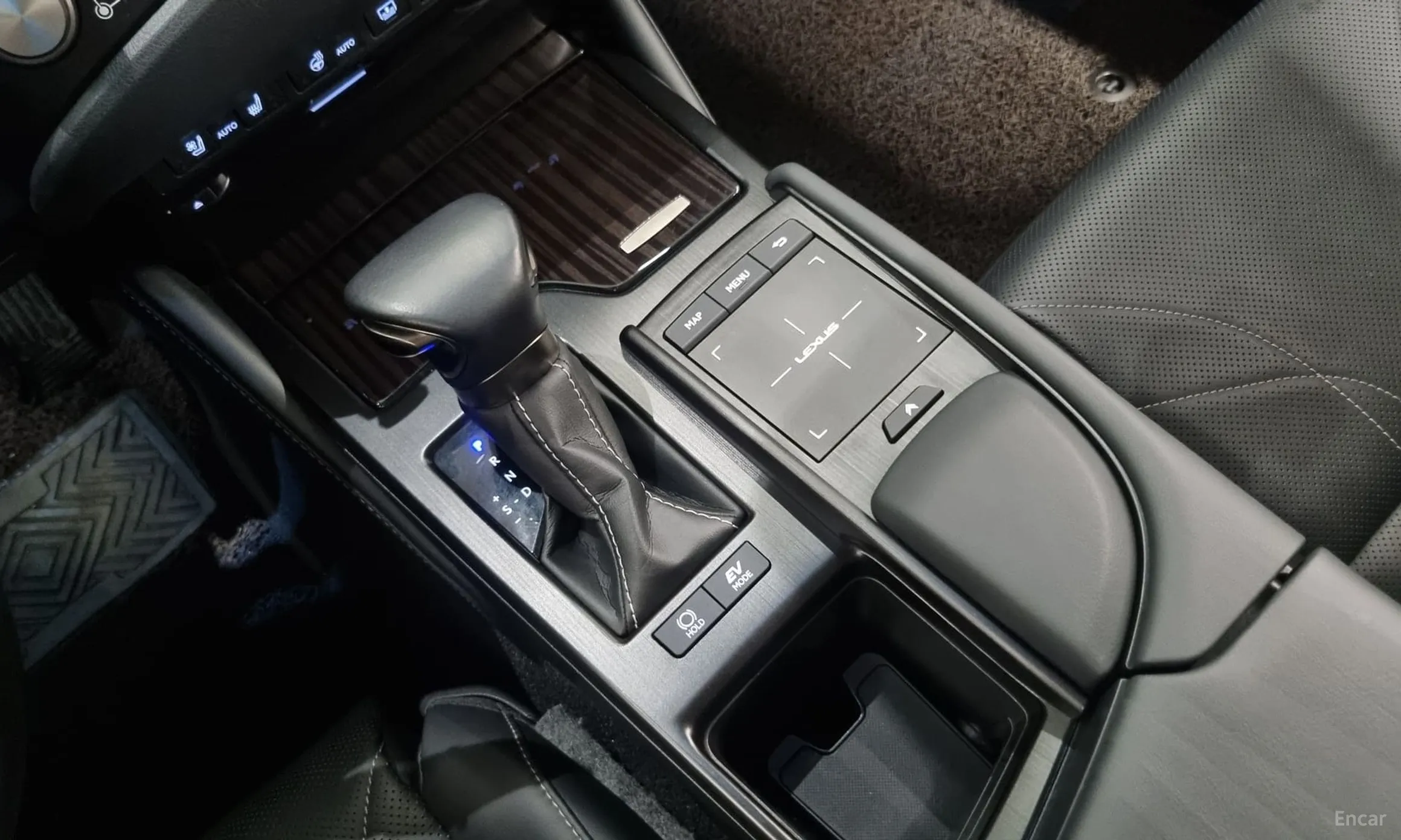 Lexus ES300h 7th Generation превью 9