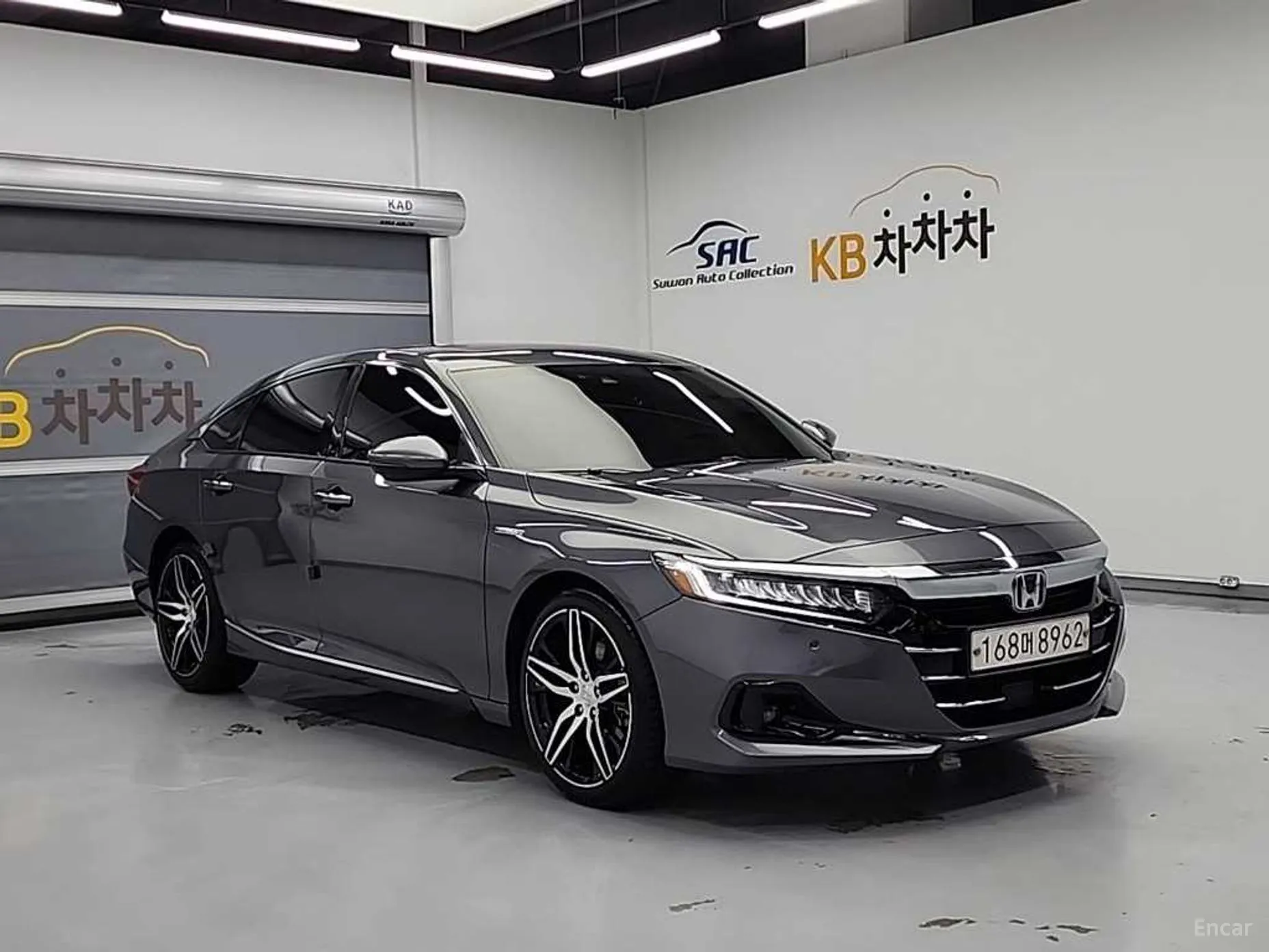 Honda Accord 10th Generation превью 2