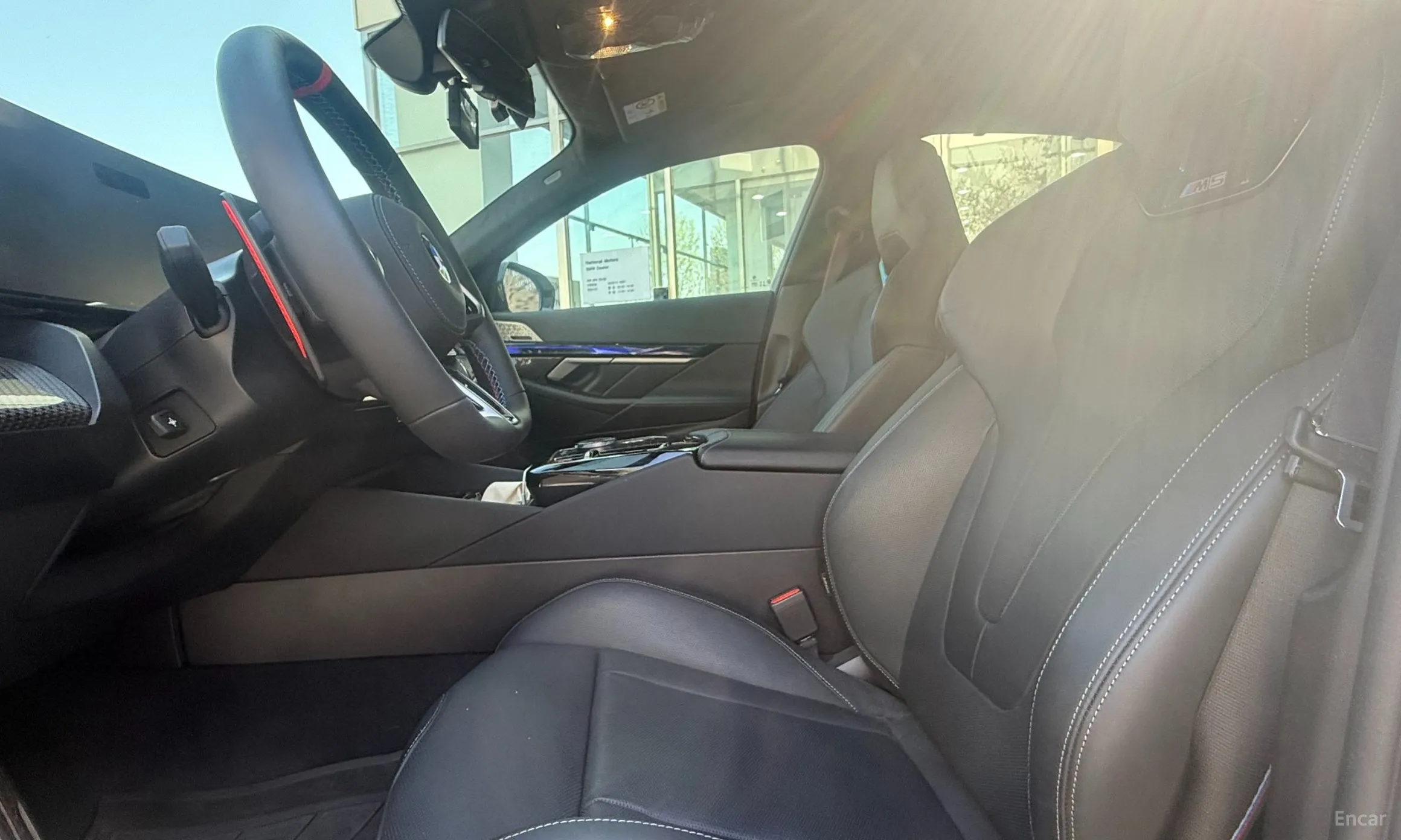 BMW M5 (G90) превью 12