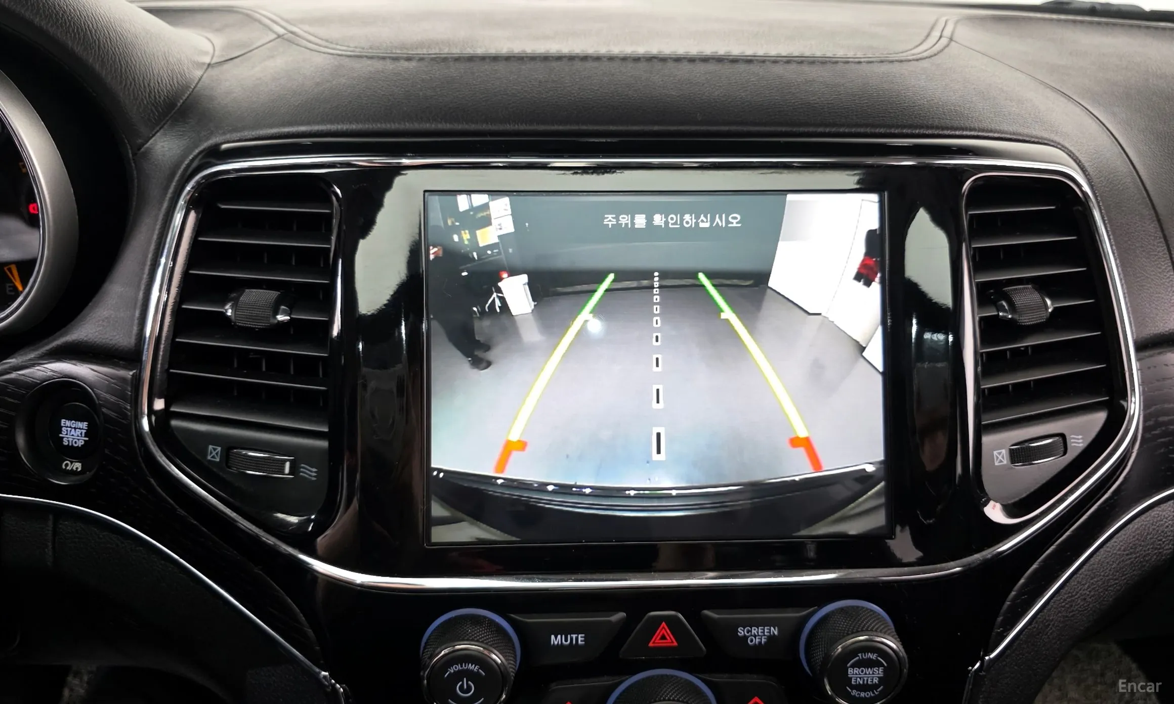Jeep Grand Cherokee превью 14