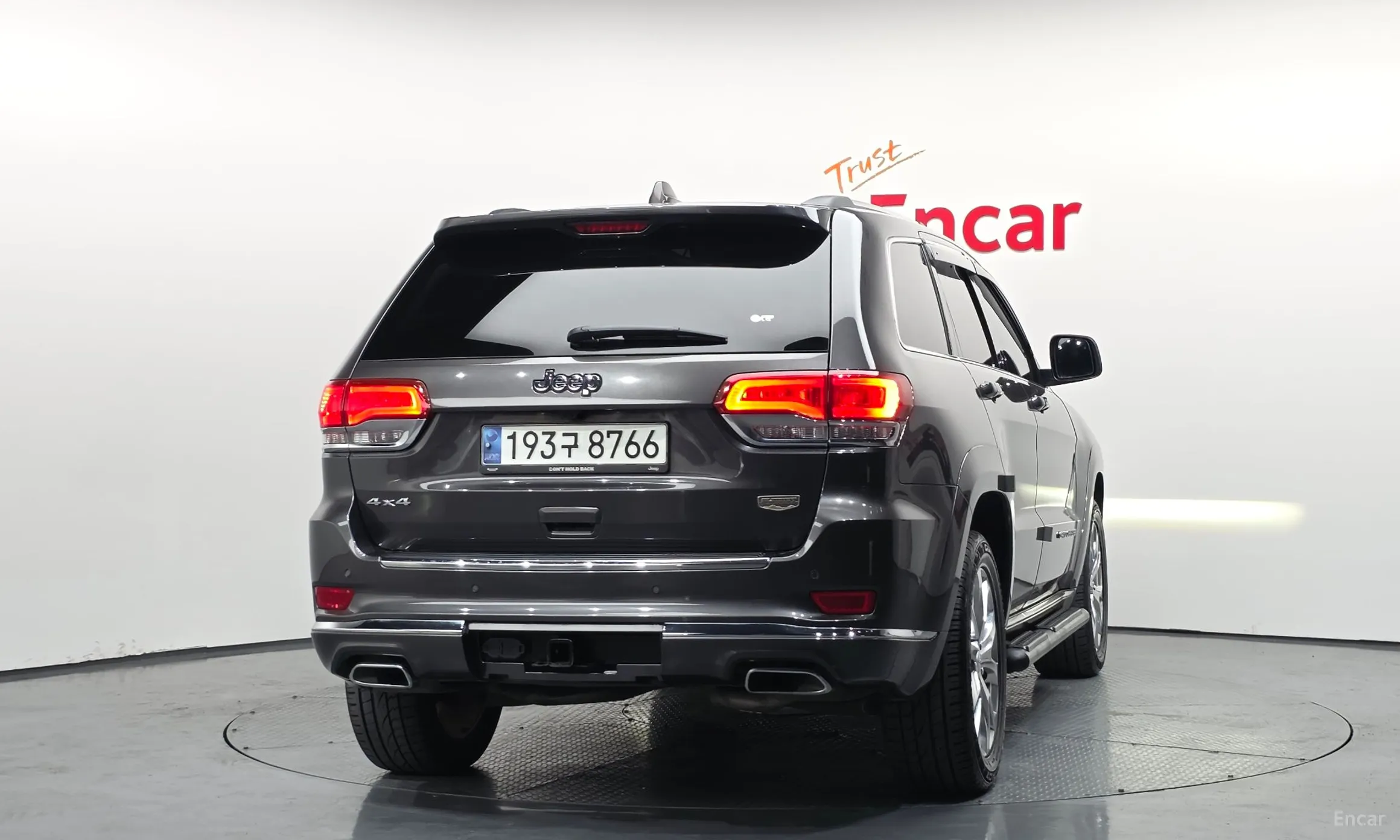 Jeep Grand Cherokee превью 4