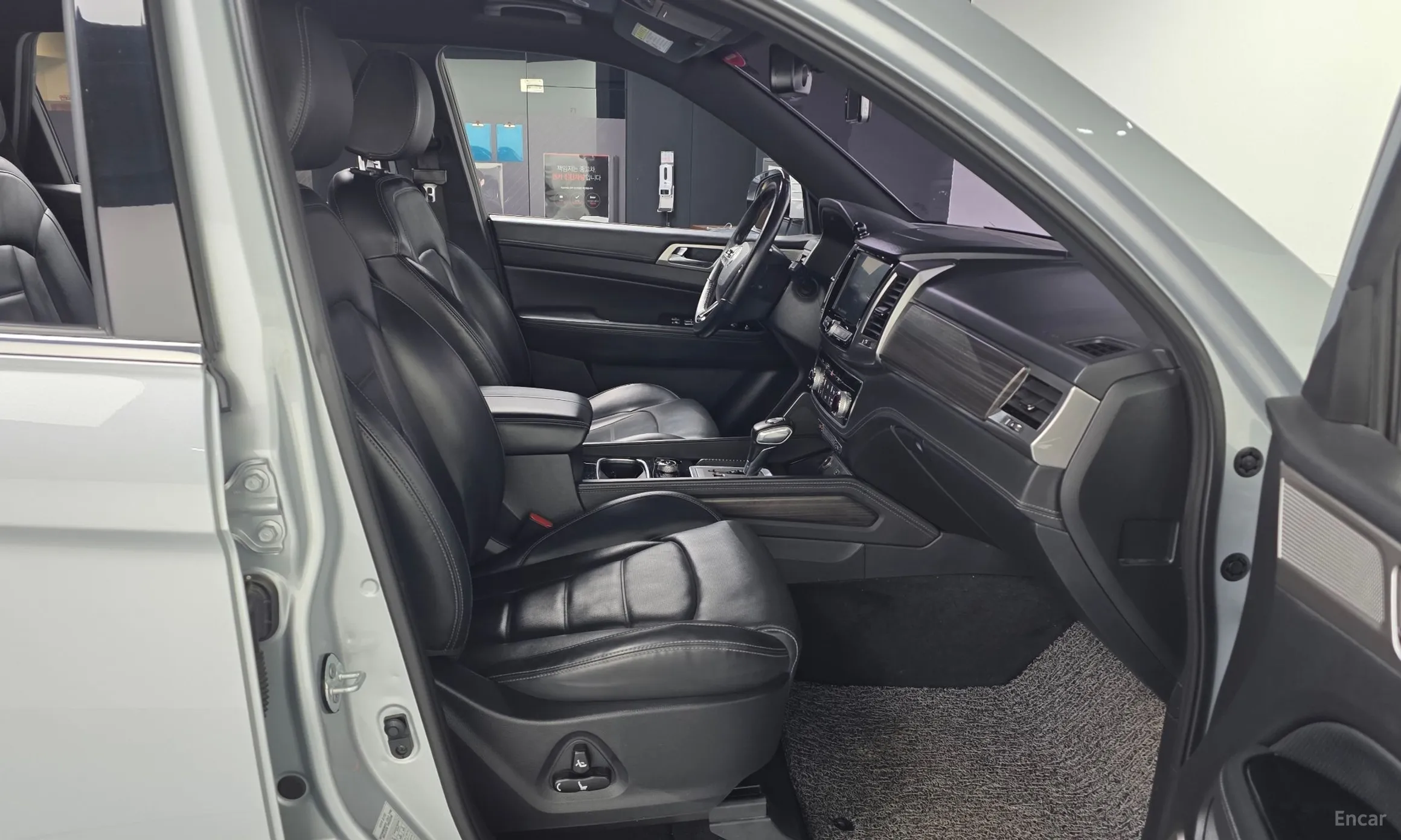 KG Mobility (SsangYong) G4 Rexton превью 11