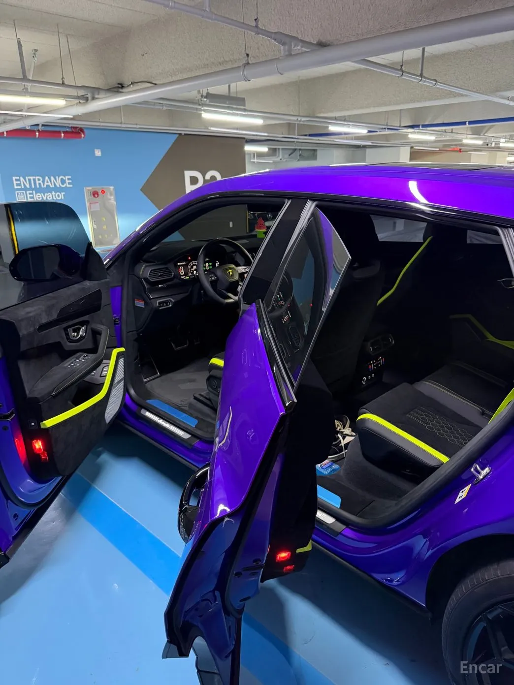 Lamborghini Urus превью 12