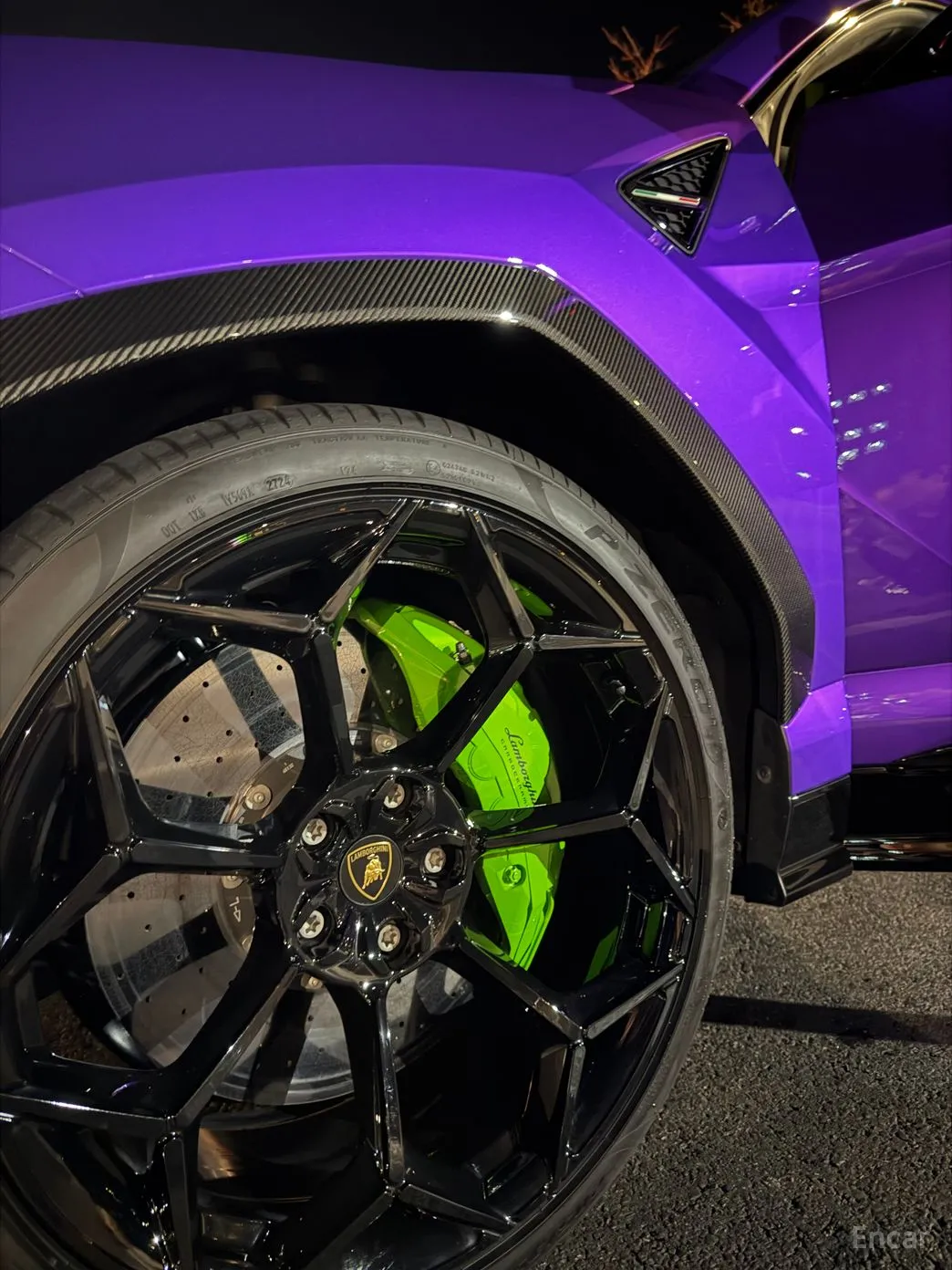 Lamborghini Urus превью 5