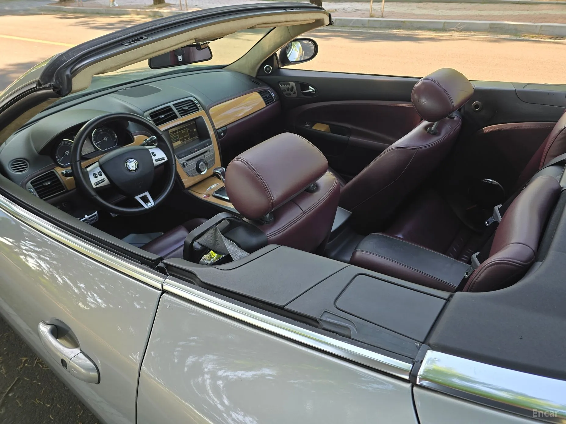 Jaguar XKR превью 14