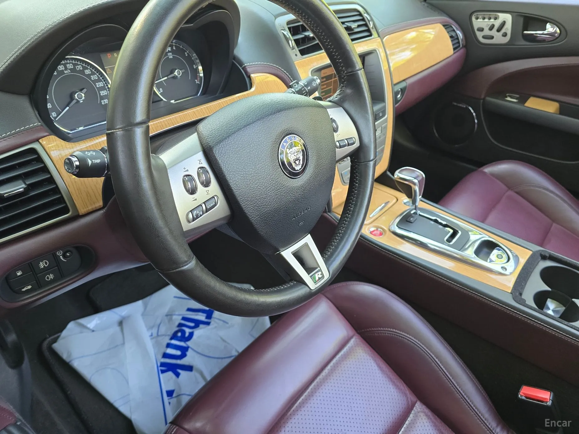 Jaguar XKR превью 15