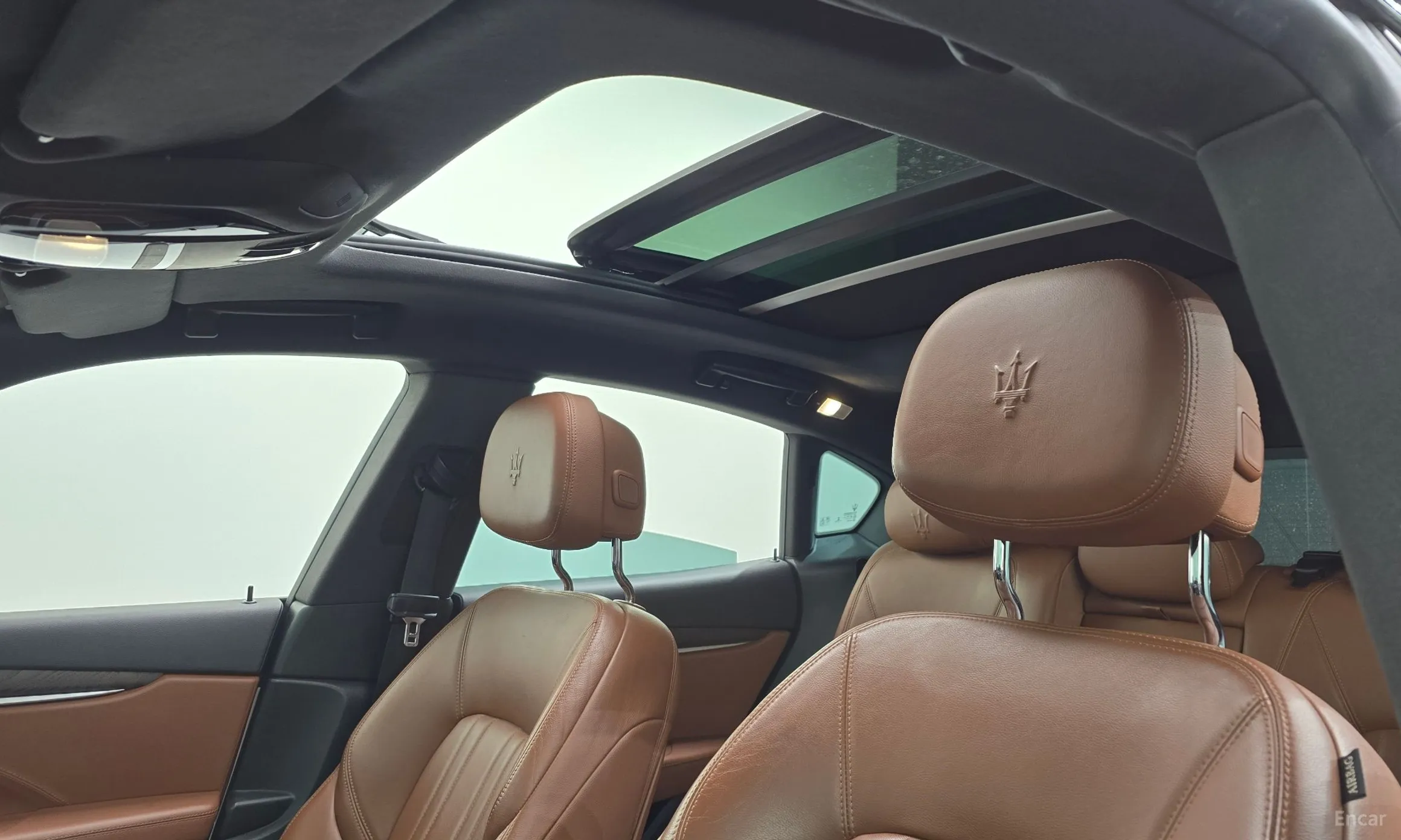 Maserati Levante превью 19
