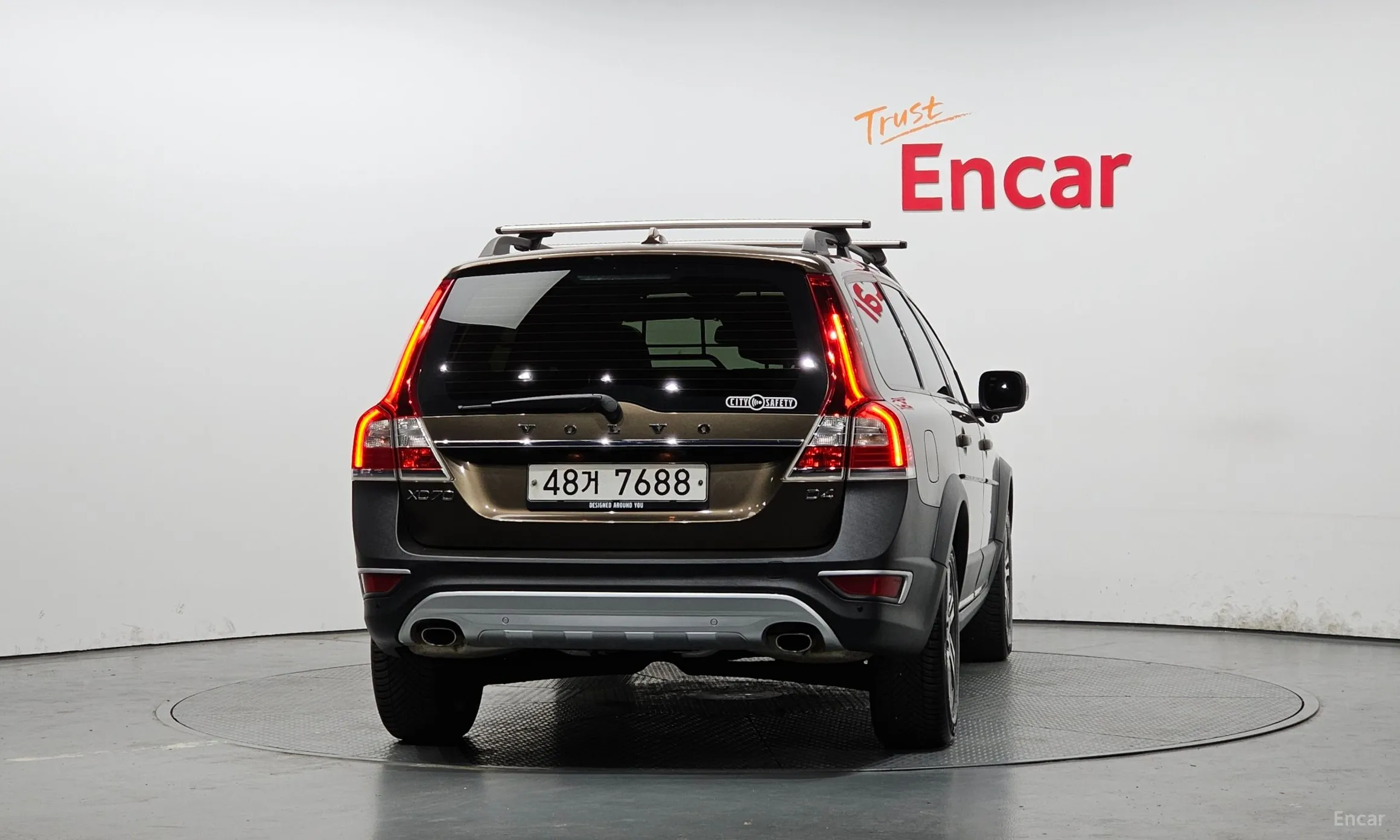 Volvo XC70 превью 4
