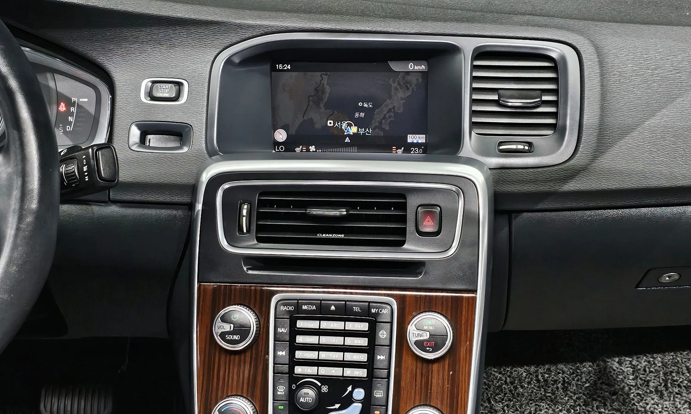 Volvo S60 превью 15