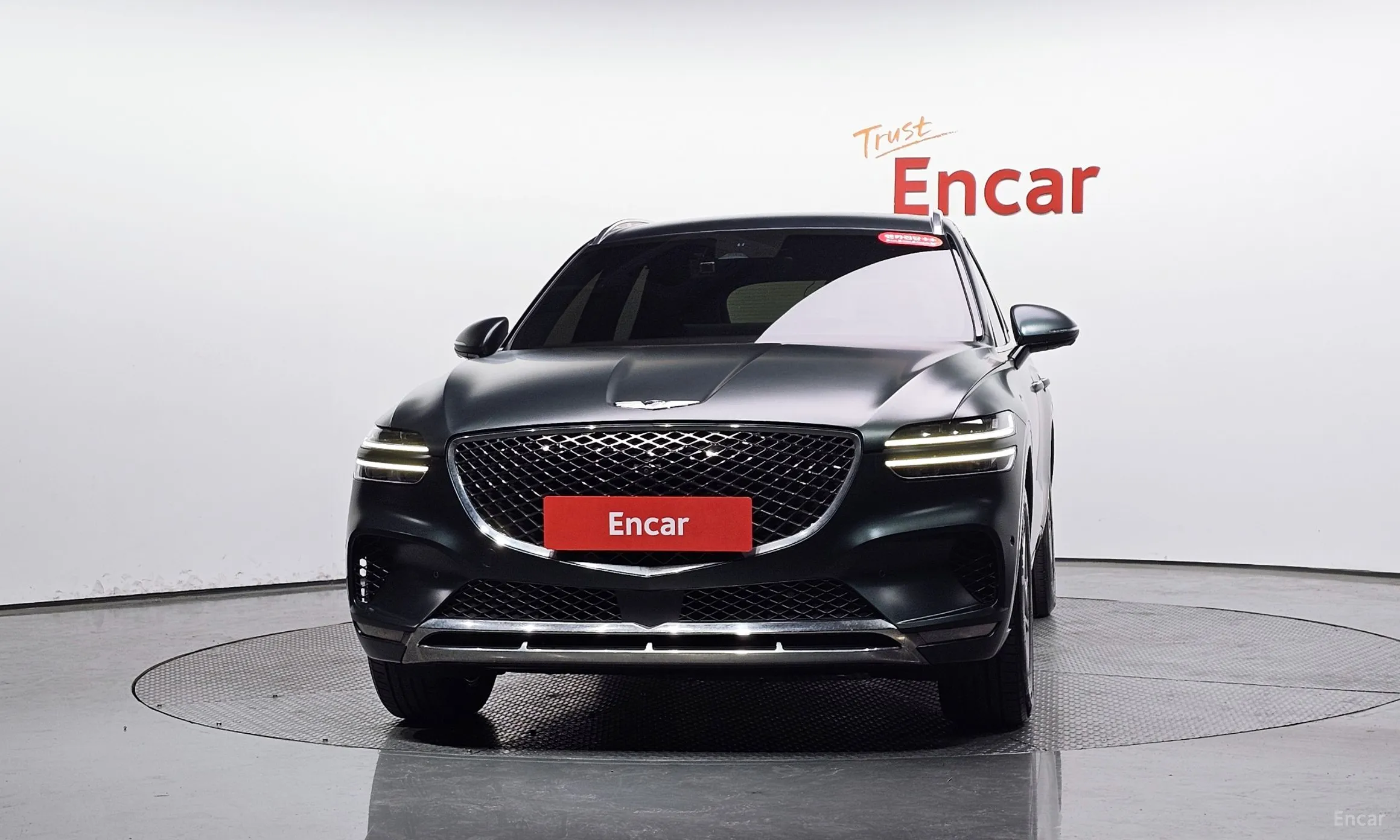 Genesis GV70 превью 3