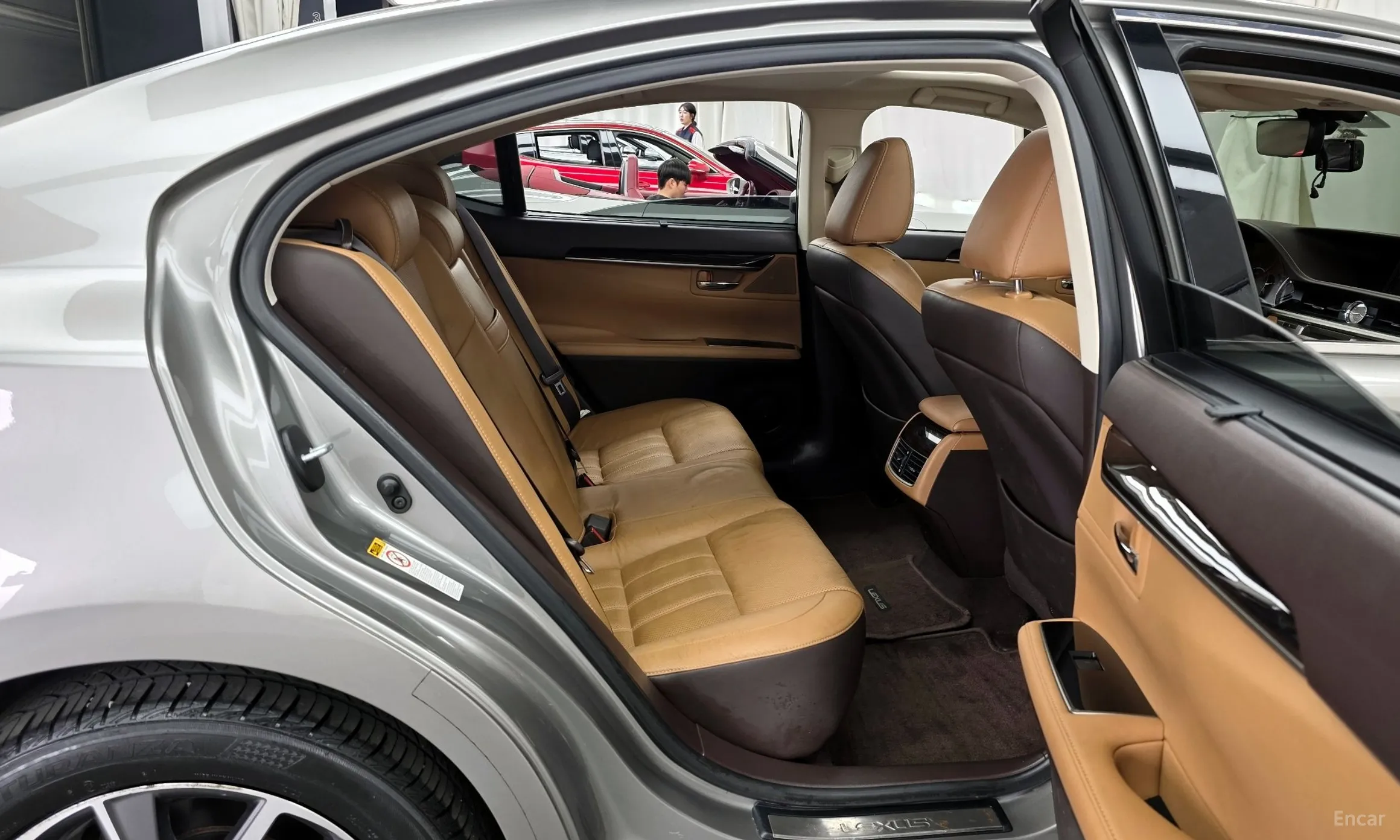 Lexus New ES300h превью 12