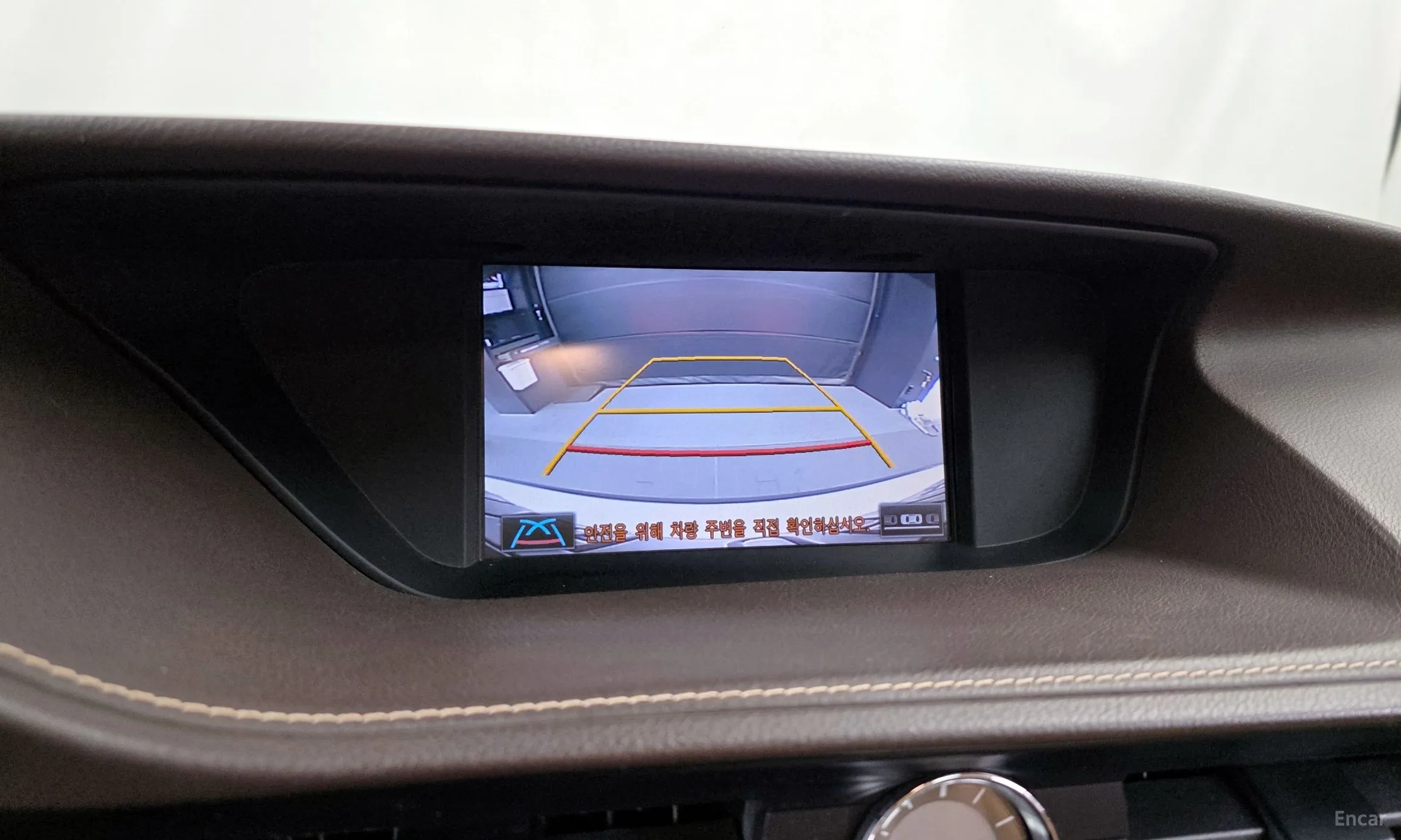 Lexus New ES300h превью 15