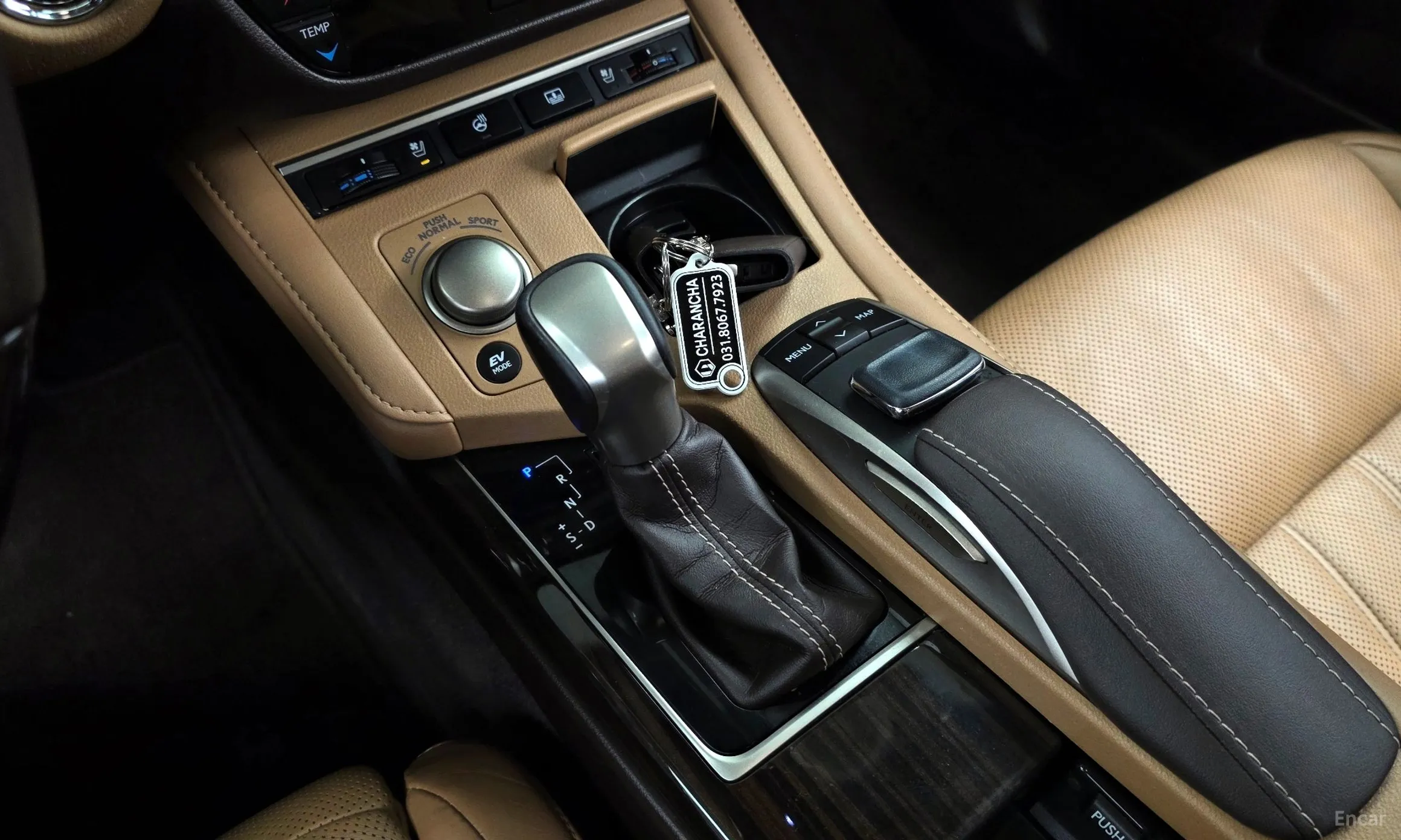 Lexus New ES300h превью 9