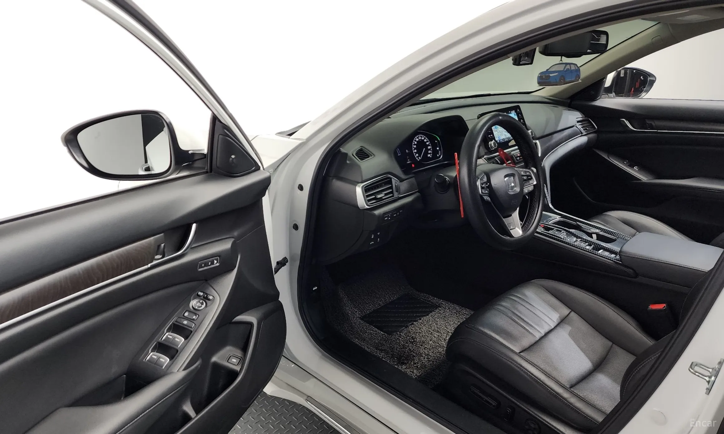 Honda Accord 10th Generation превью 10