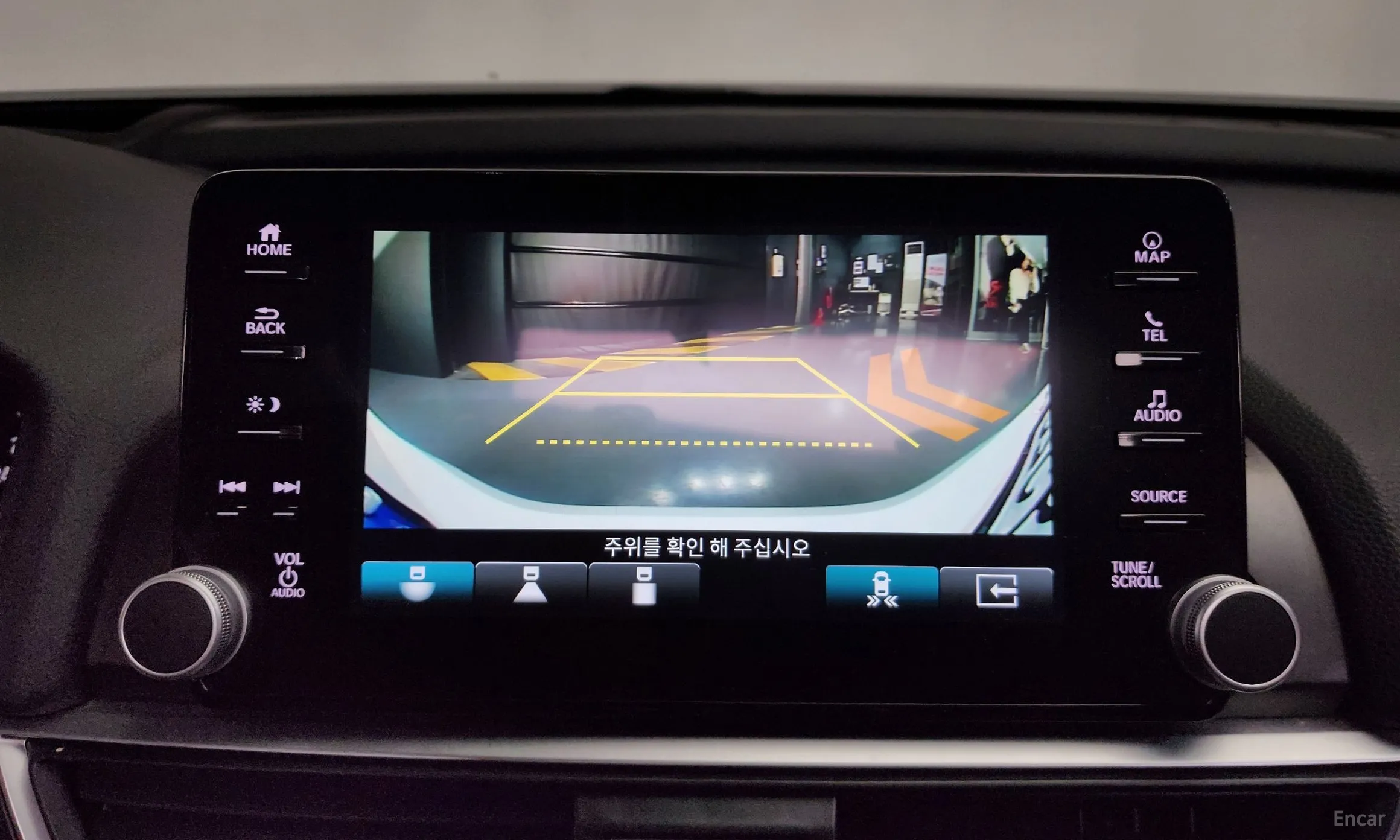 Honda Accord 10th Generation превью 14