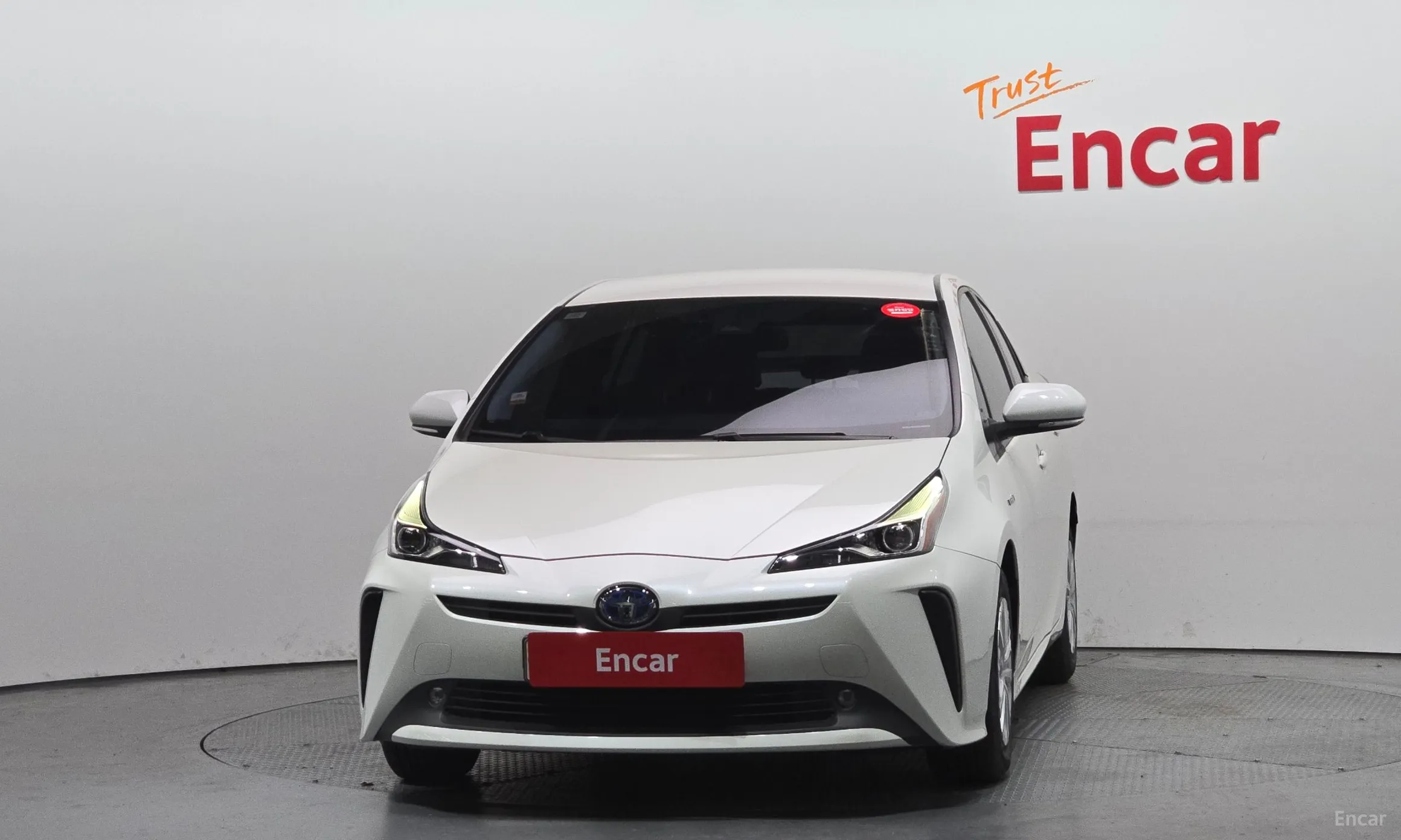 Toyota Prius 4th Generation превью 3