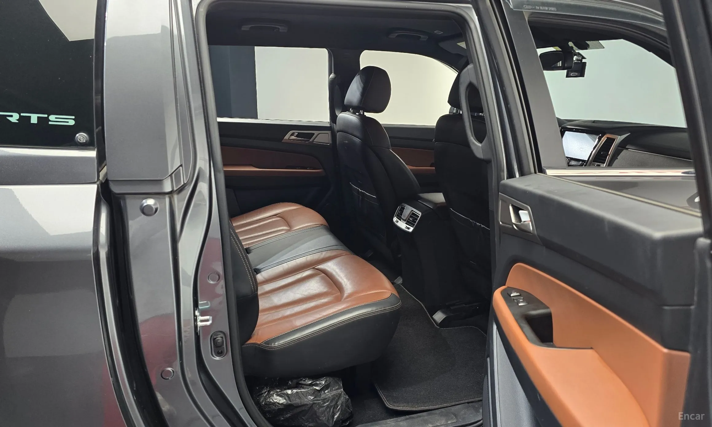 KG Mobility (SsangYong) Rexton Sports превью 11
