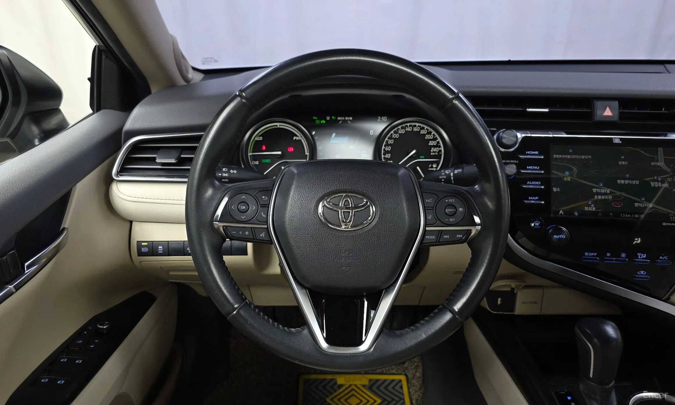 Toyota Camry (XV70) превью 14
